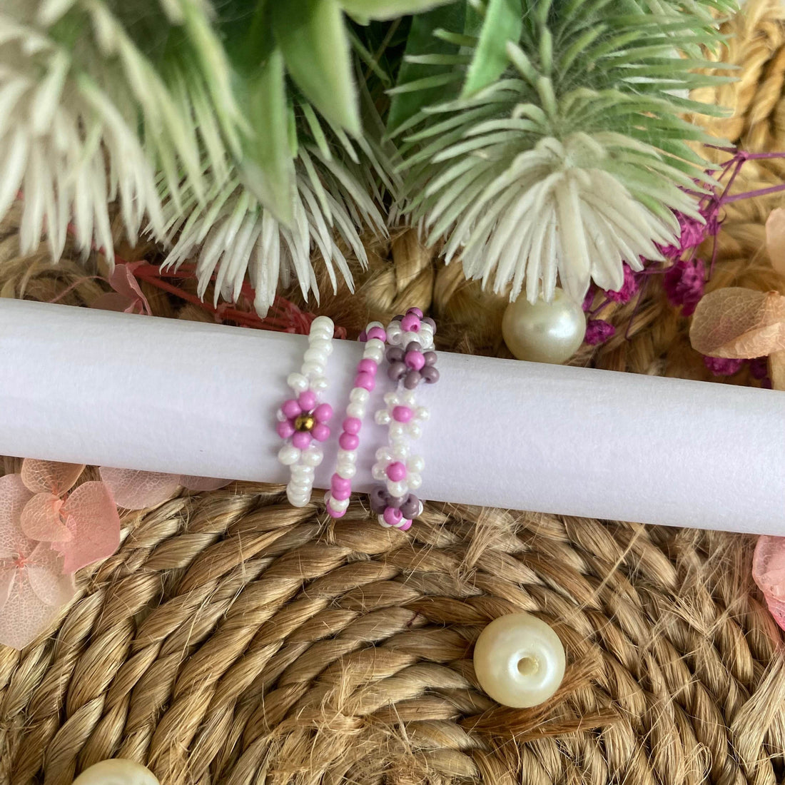 Pink and white seed bead rings set of 3 - Fatatun
