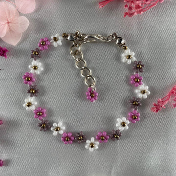 Daisy Flowers bracelet | Zigzag Opaque Pink, Mauve, white, with Golden seed bead - Fatatun