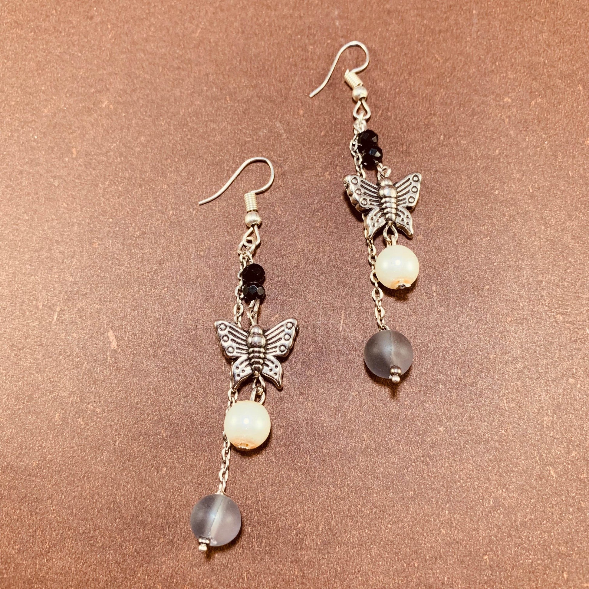 Ear Hanging with Butterfly - Fatatun