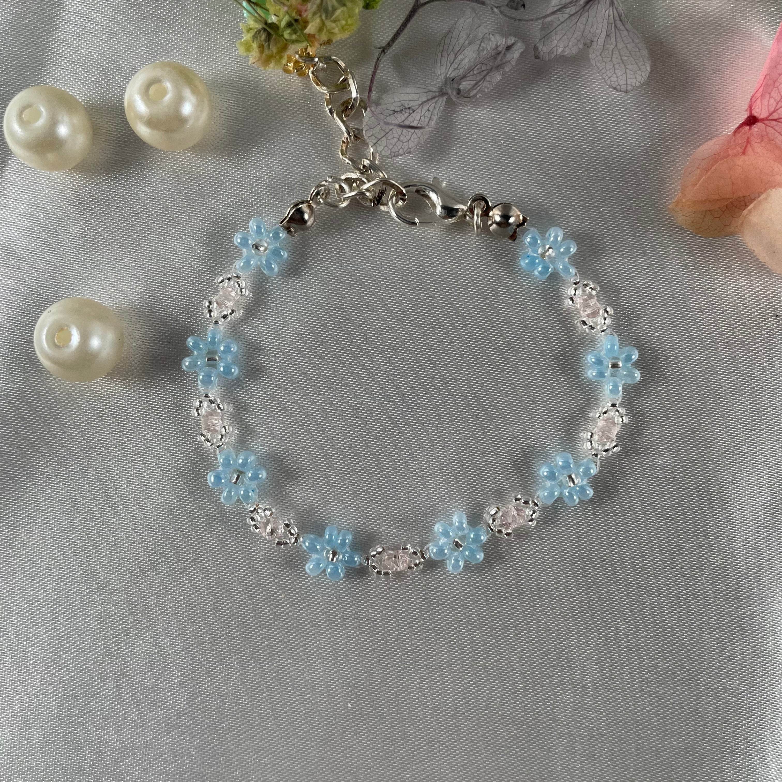 Daisy Flowers bracelet Rondella Crystal | Light Pink Crystal Light Blue and Silver line seed beads - Fatatun