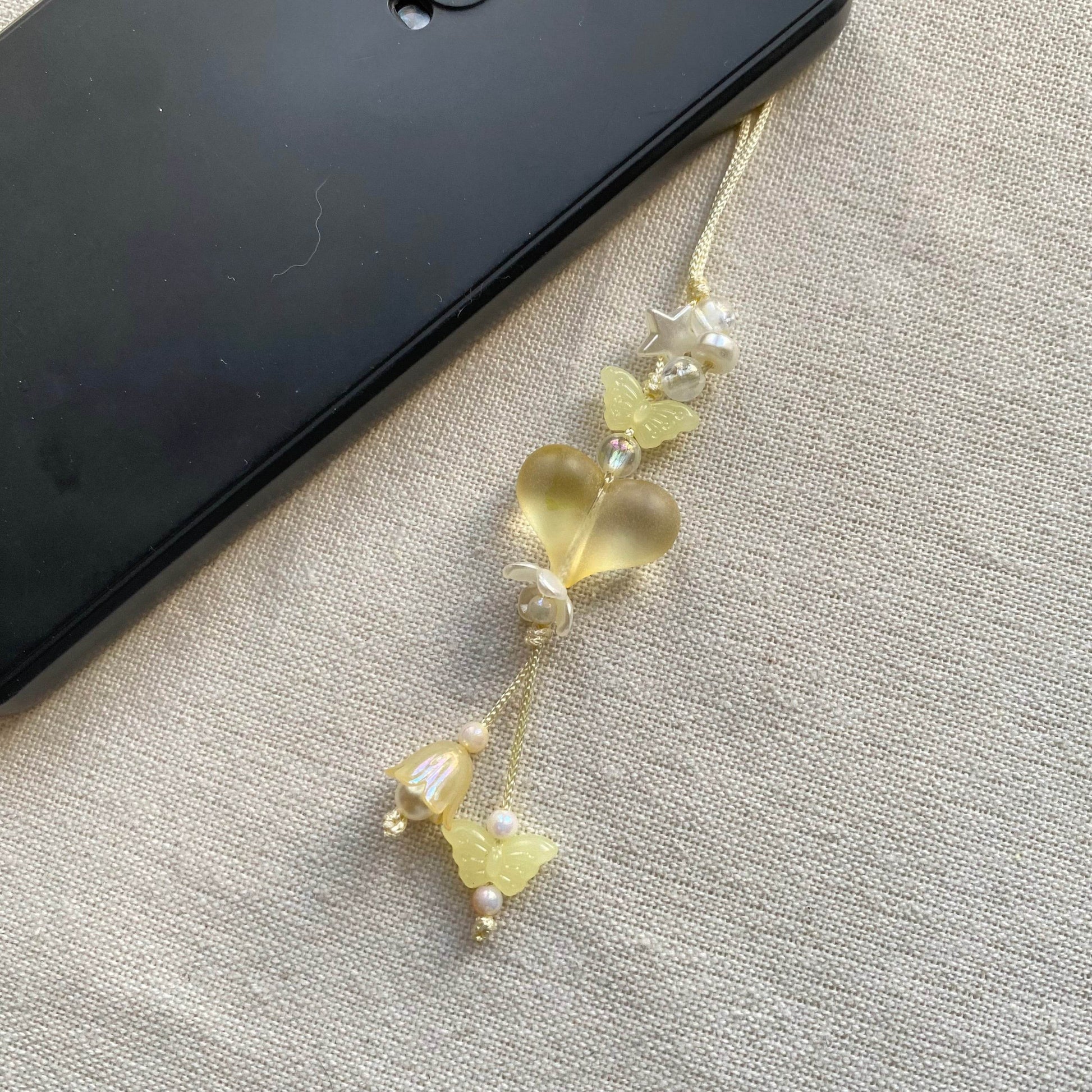 Minimal stylish Phone-charms| NS-A1 - Fatatun