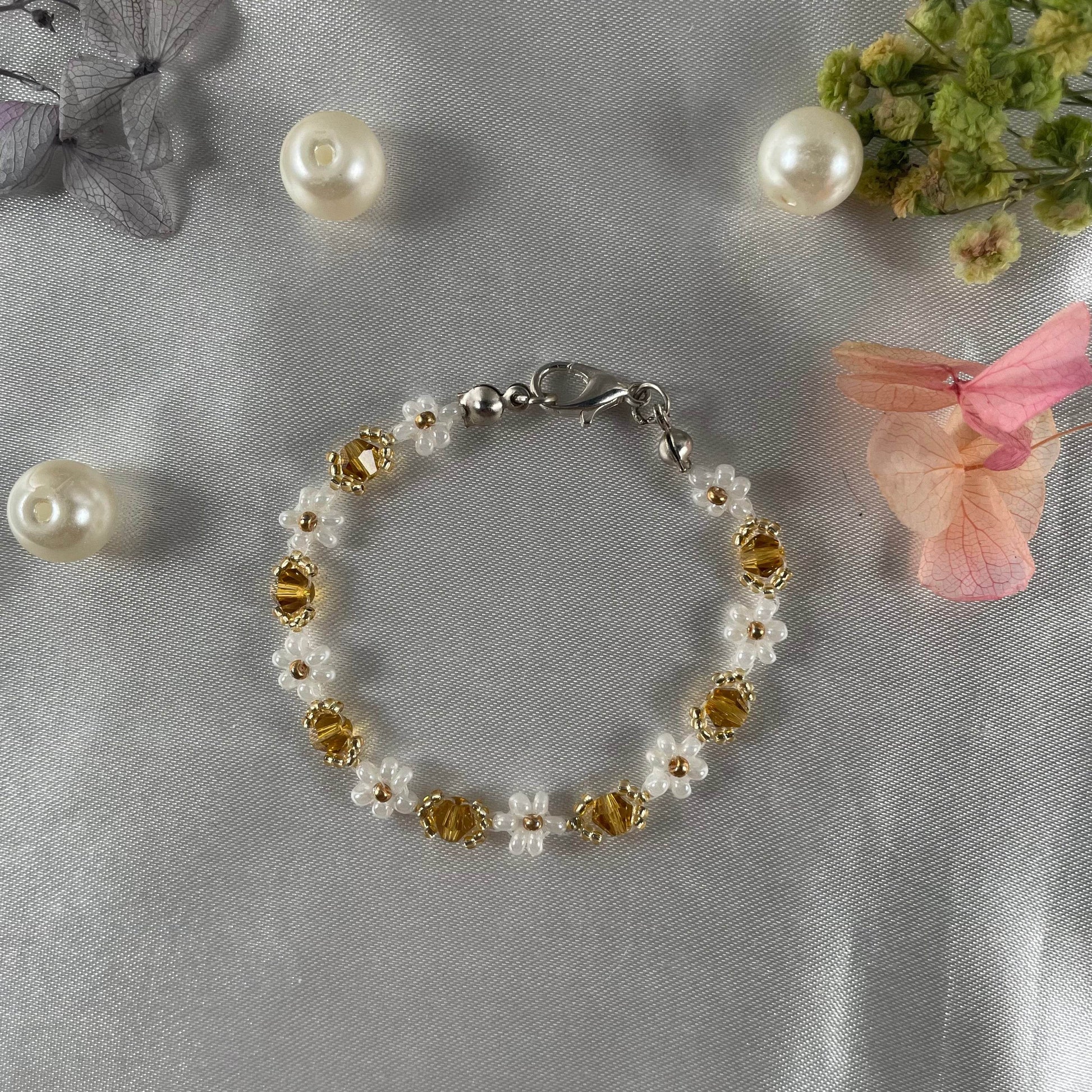 Daisy Flowers bracelet Bicon Crystal | Mustard Crystal, Off-White with golden seed beads - Fatatun