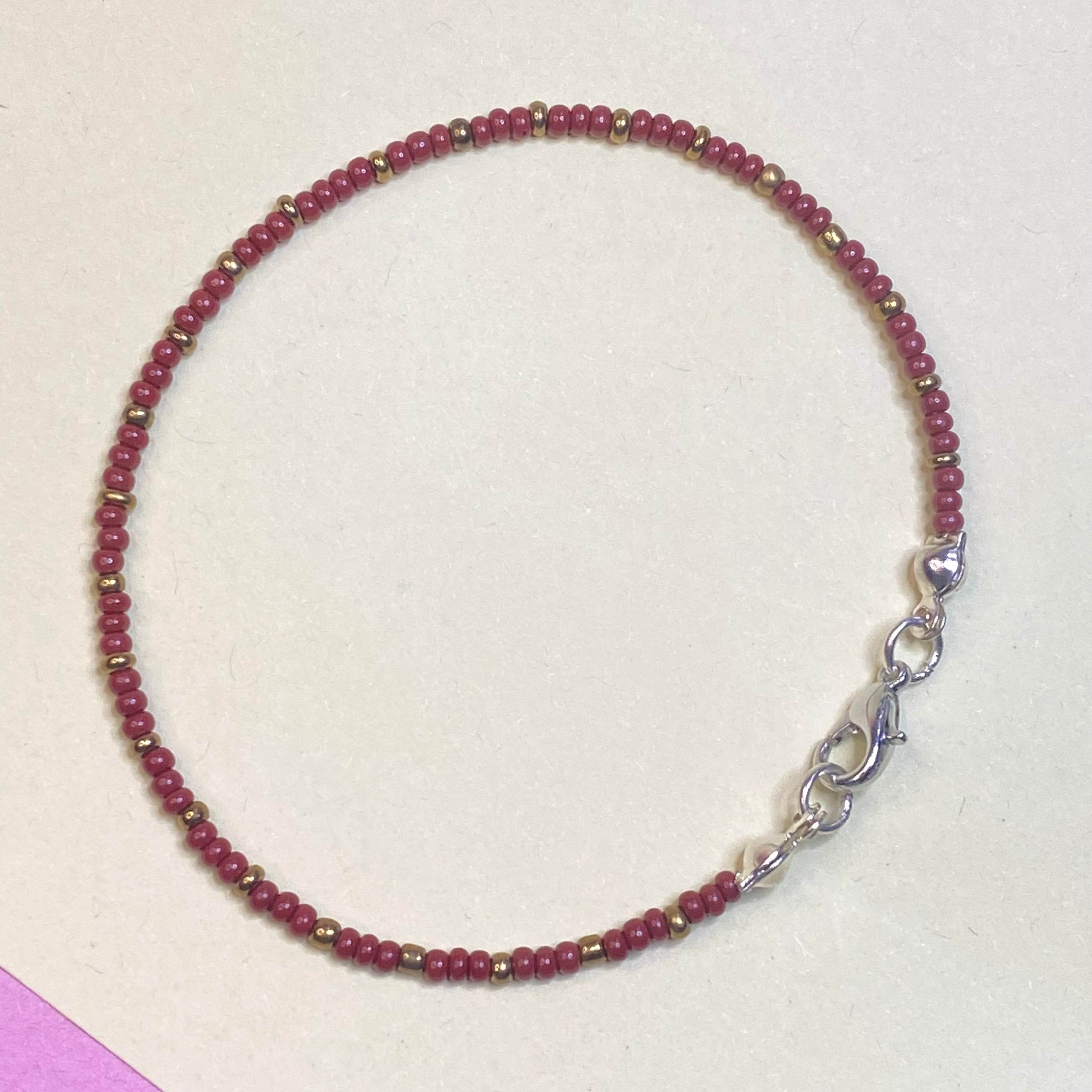 Minimal Seed Beads bracelet | Note its single line - Fatatun