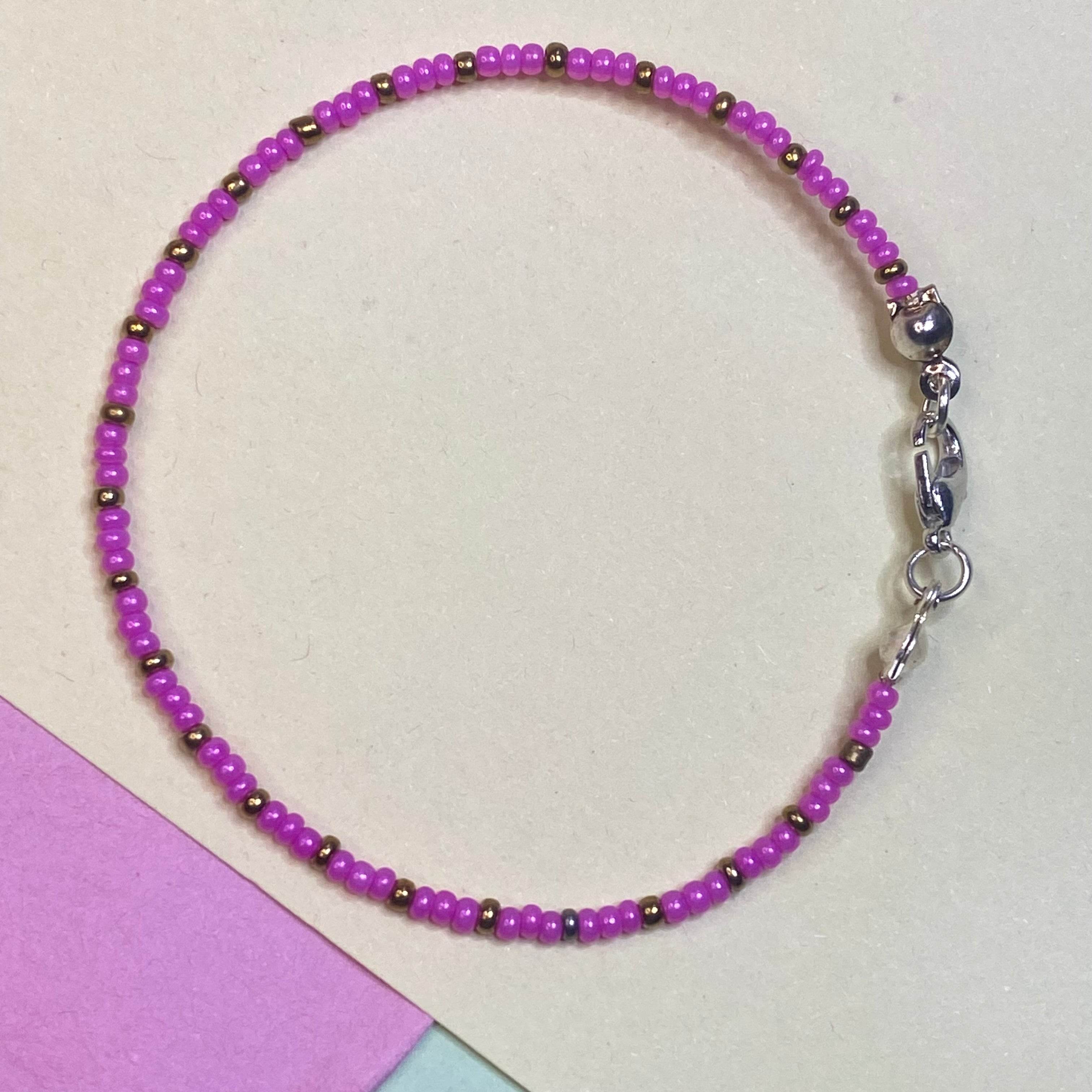 Minimal Seed Beads bracelet | Note its single line - Fatatun