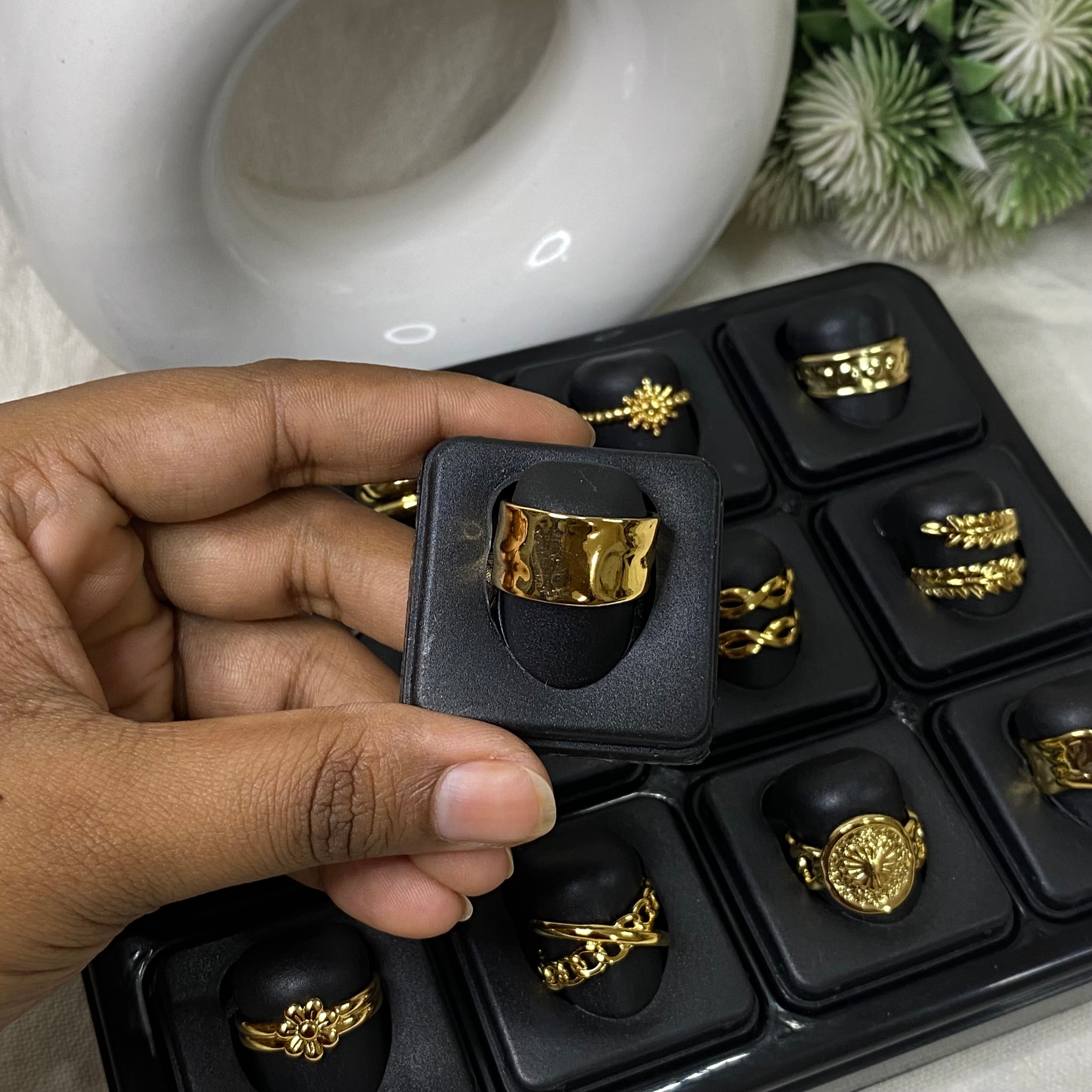 Unique Golden Rings Anti-Tarnish