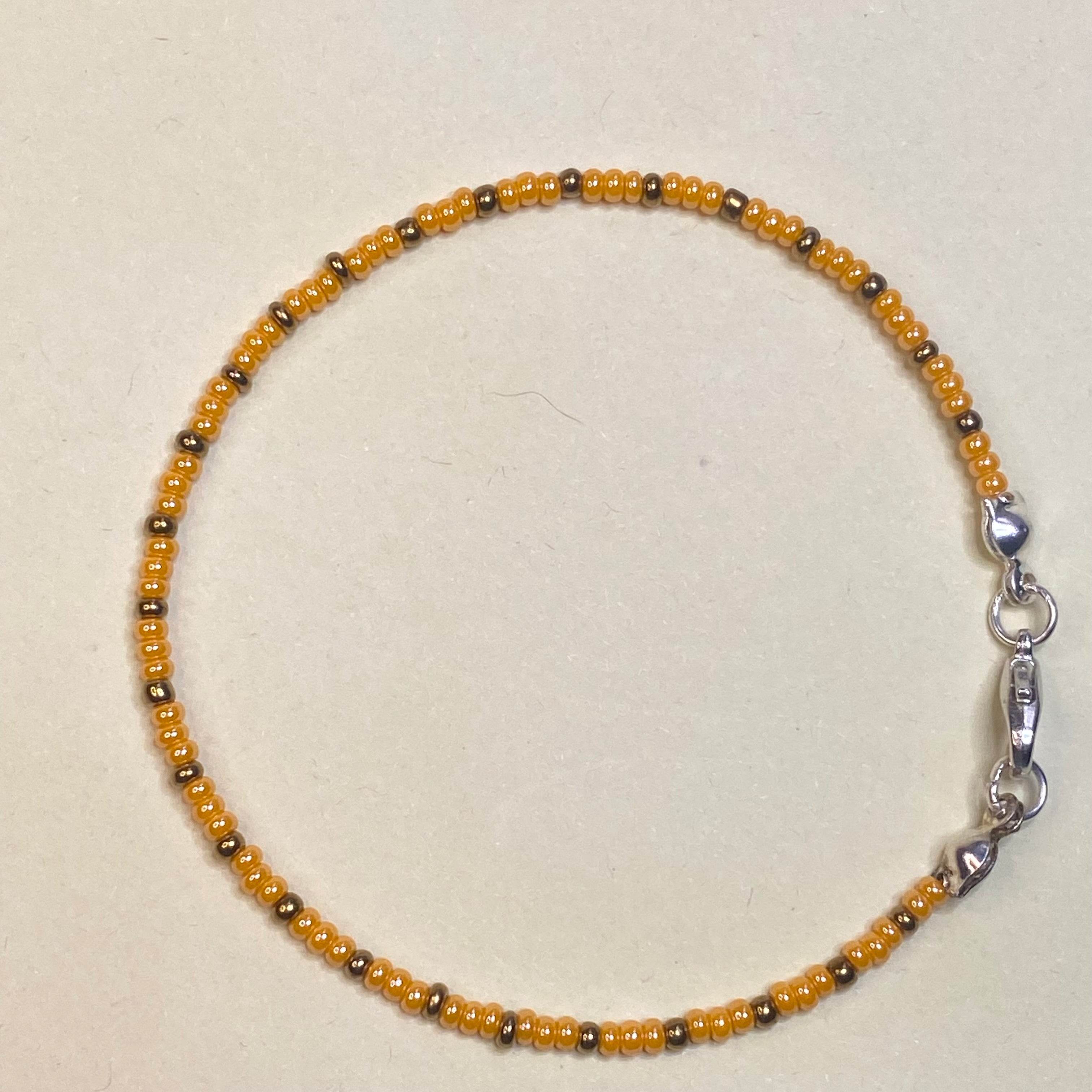 Minimal Seed Beads bracelet | Note its single line - Fatatun