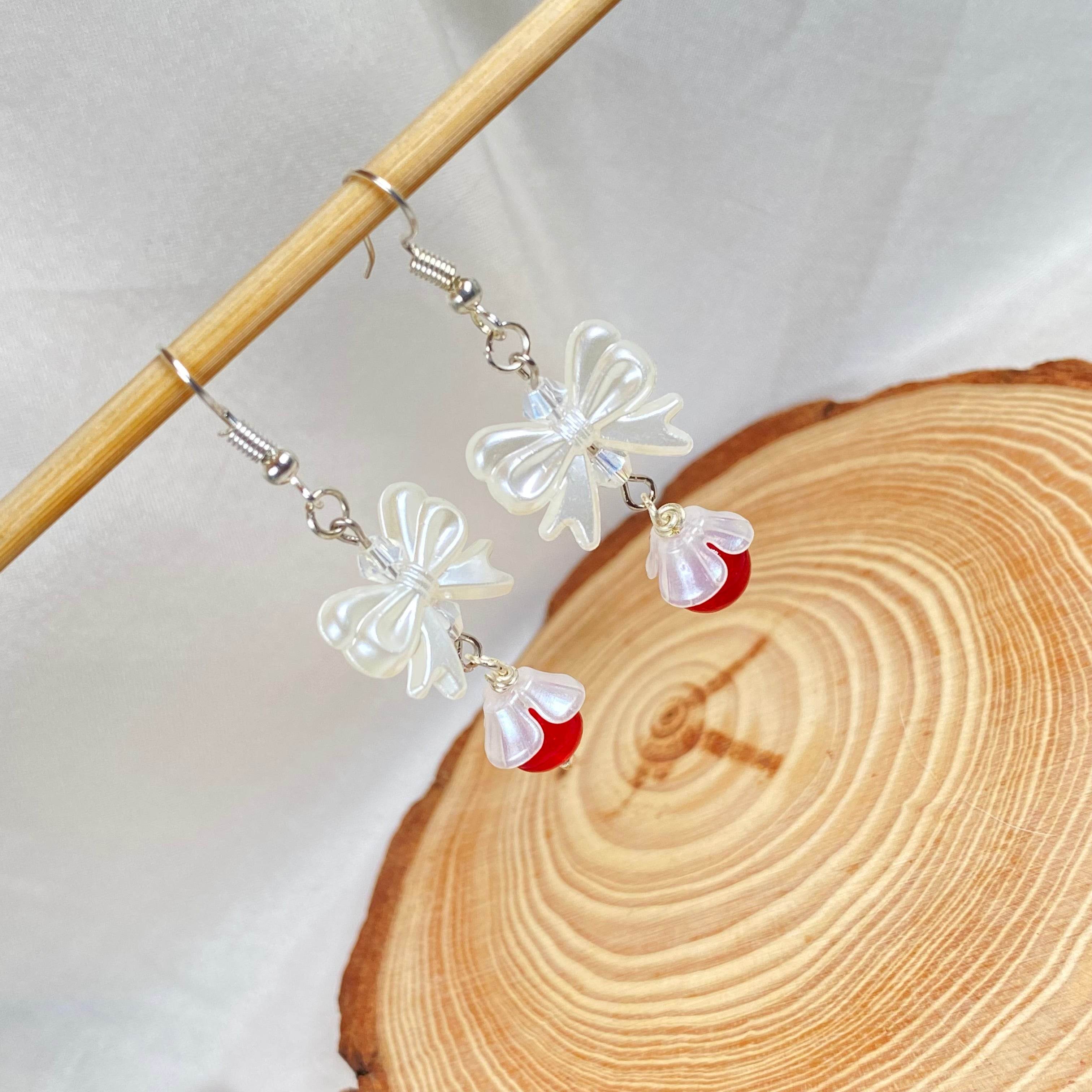 Bow Design earrings | Handmade - Fatatun