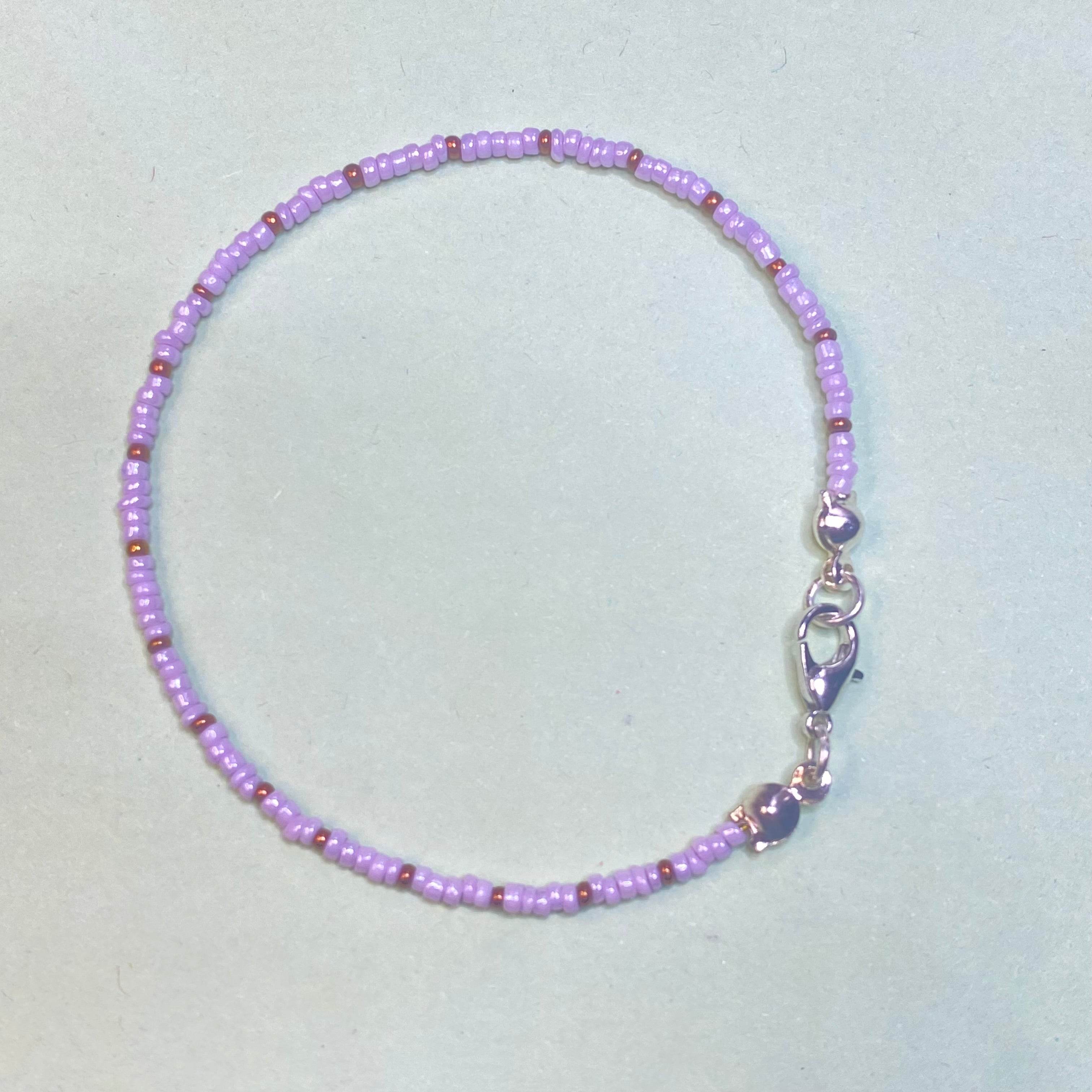 Minimal Seed Beads bracelet | Note its single line - Fatatun