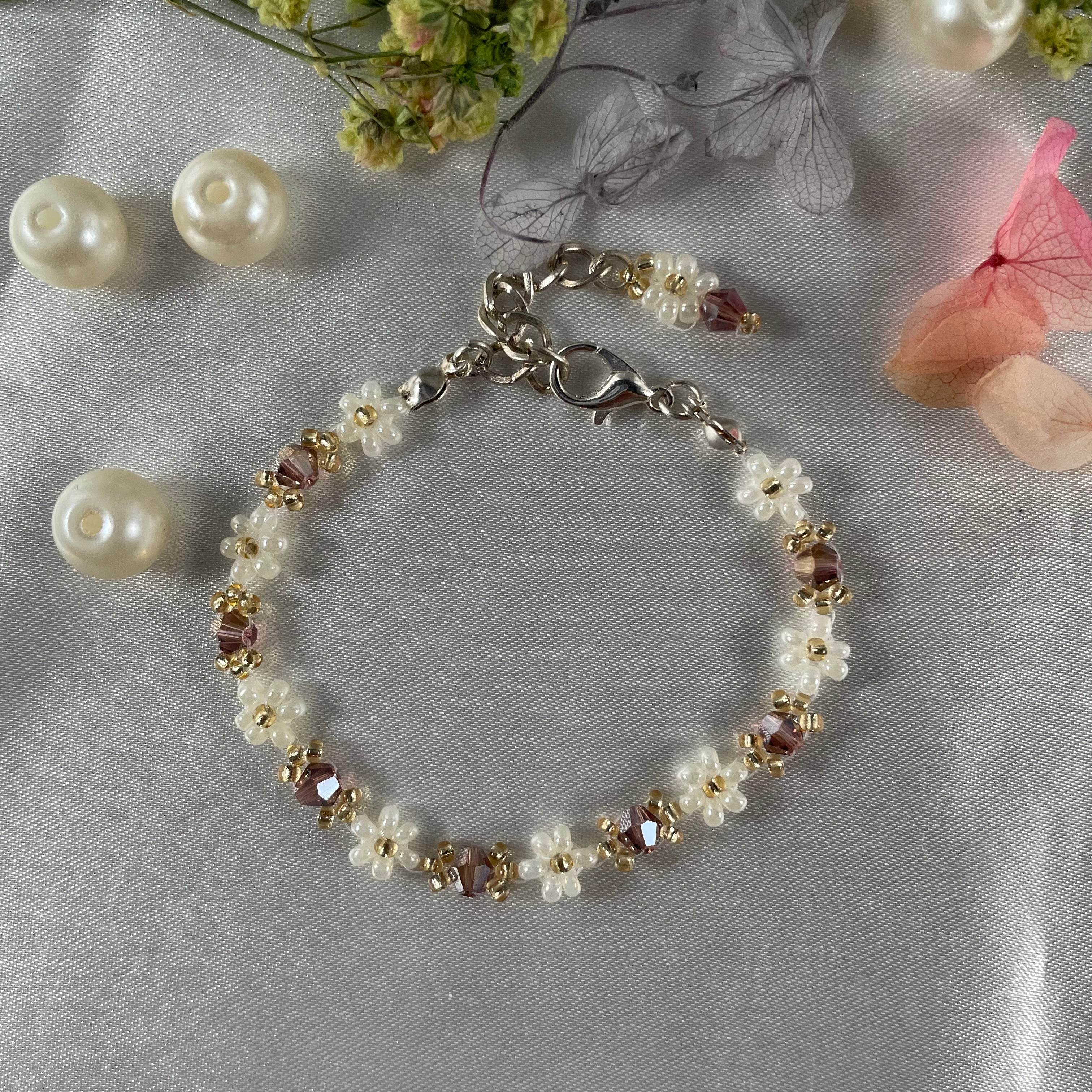 Daisy Flowers bracelet with Crystal made with colour Light Brown - Fatatun