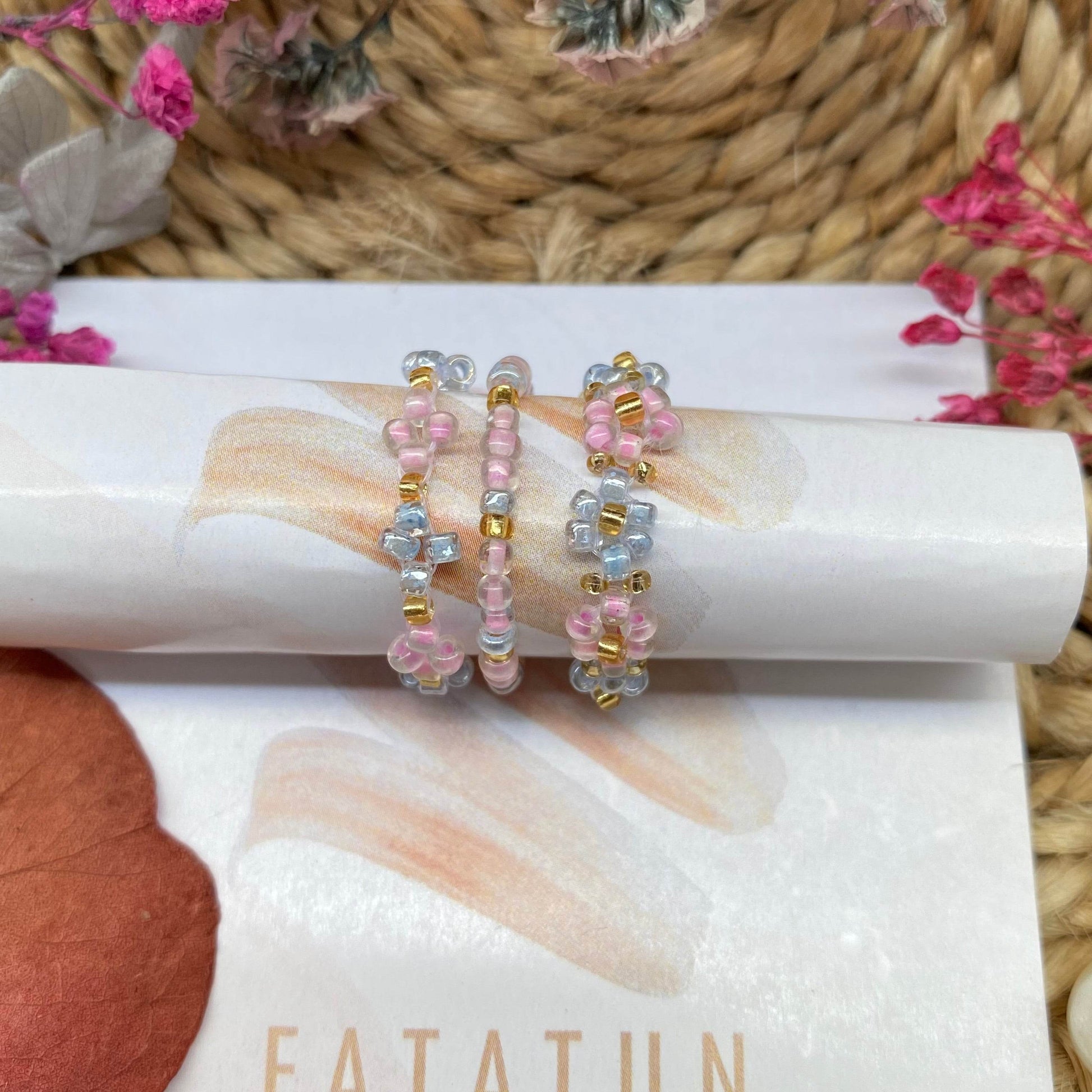 Baby pink and blue daisy rings set of 3 - Fatatun