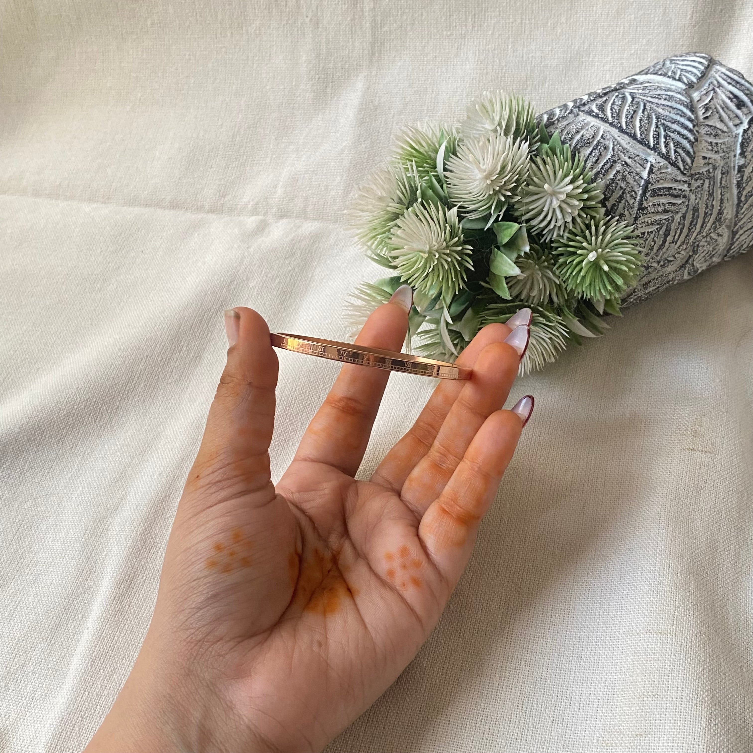 Unisex Anti-Tarnish Bracelet