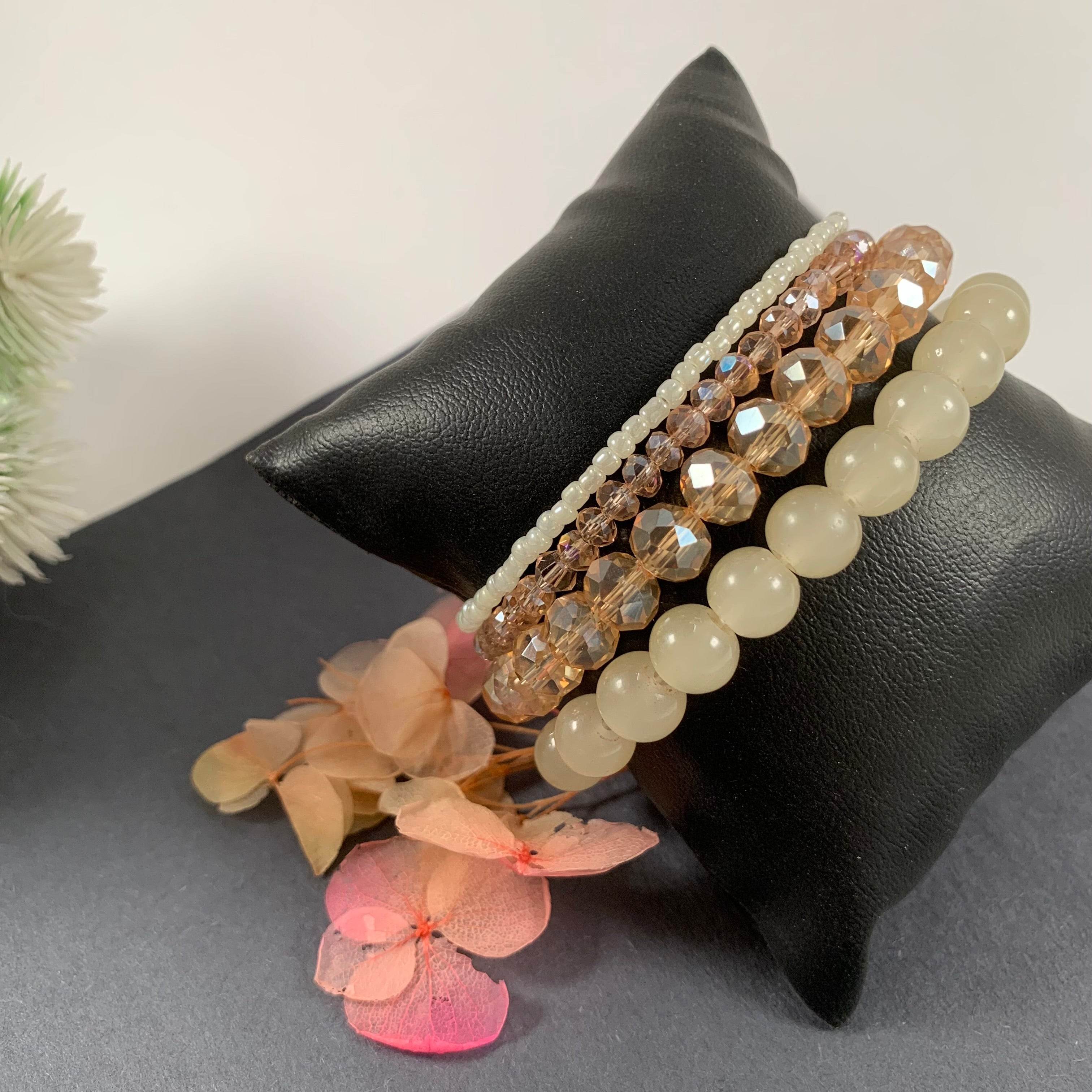 stack bracelets Glass, Crystal, seed beads Set of 4 ( multiple colours ) - Fatatun