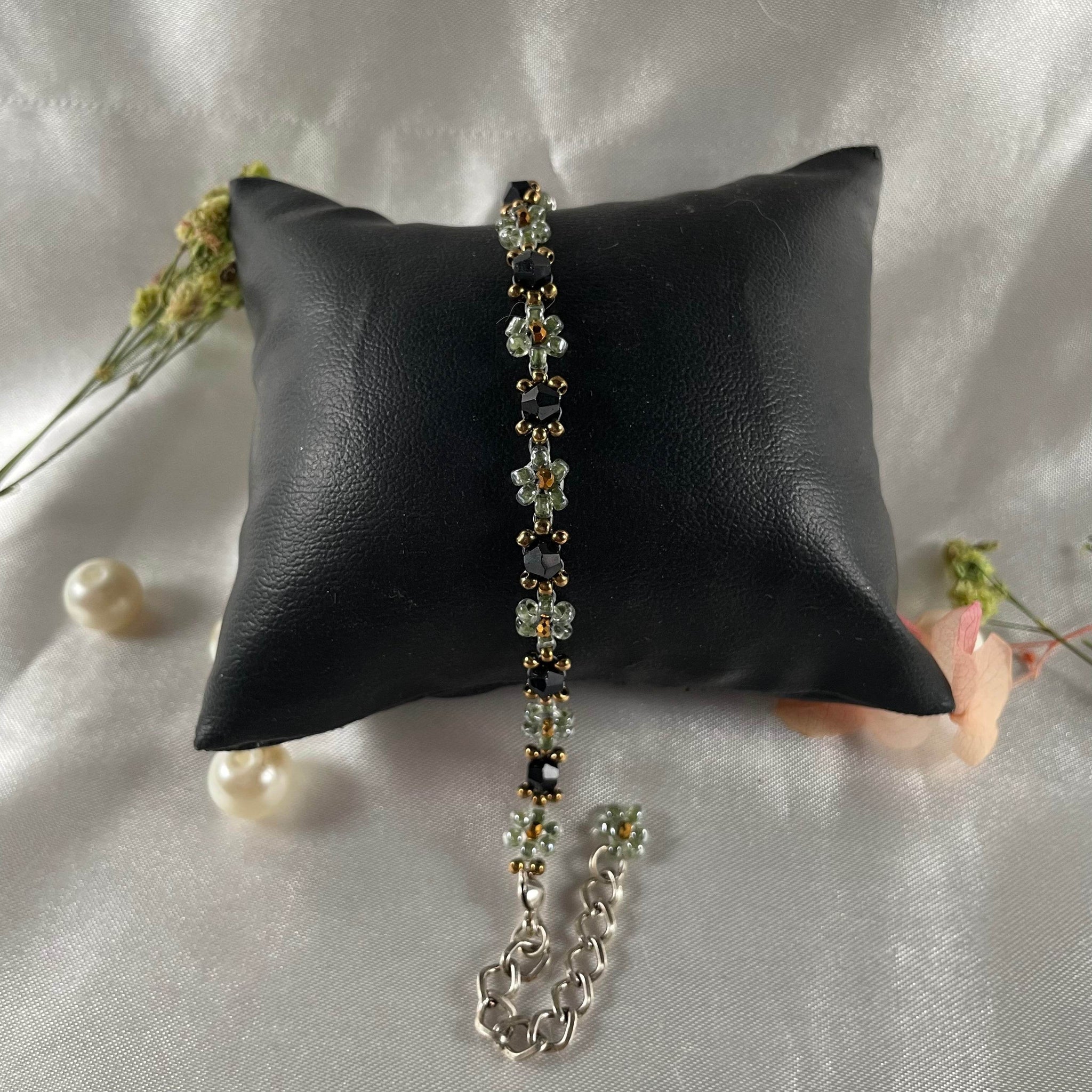 Daisy Flowers bracelet| colour Black Bicon Crystal and olive green, golden beads - Fatatun