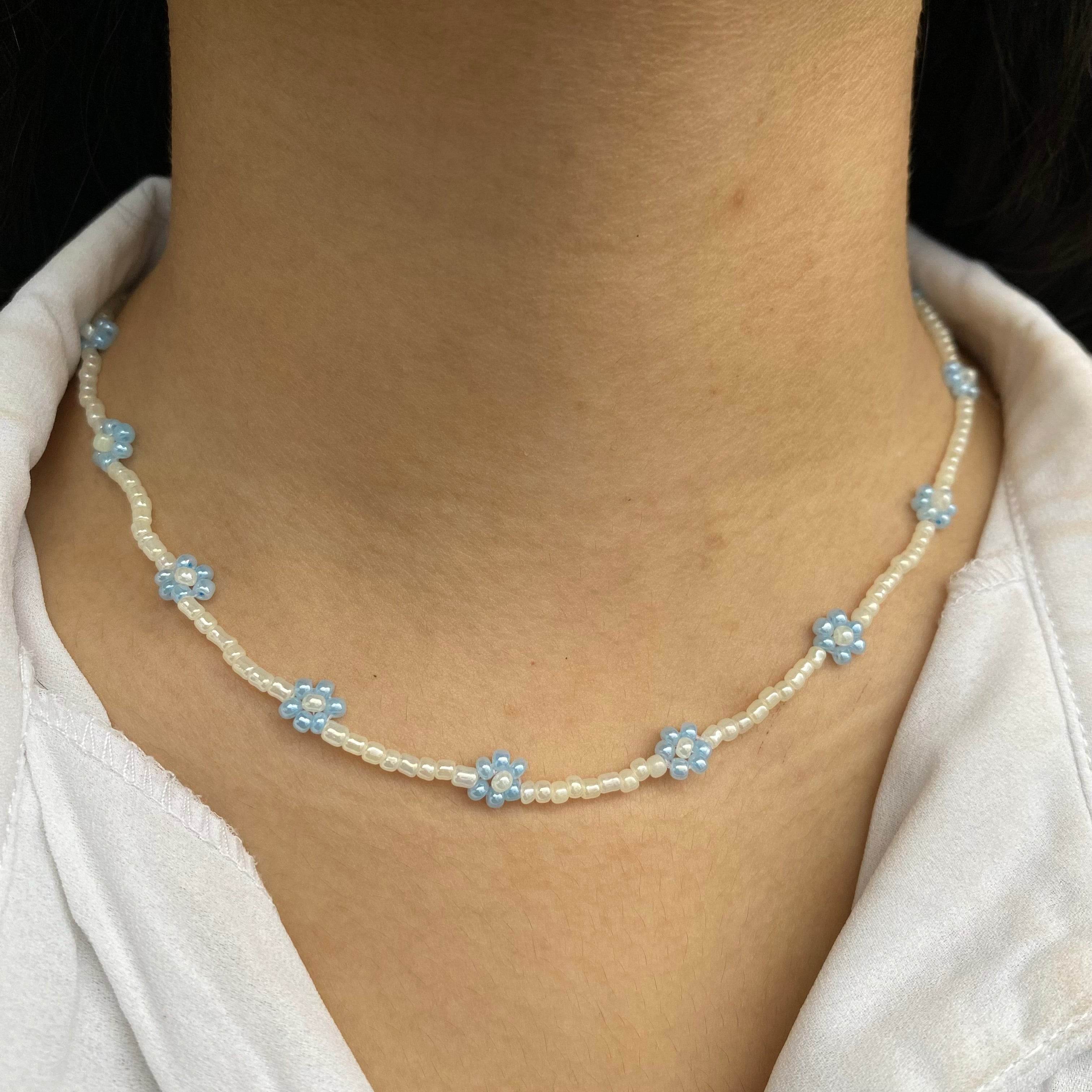 Daisy choker | Daisy chain | Made with seed beads - Fatatun