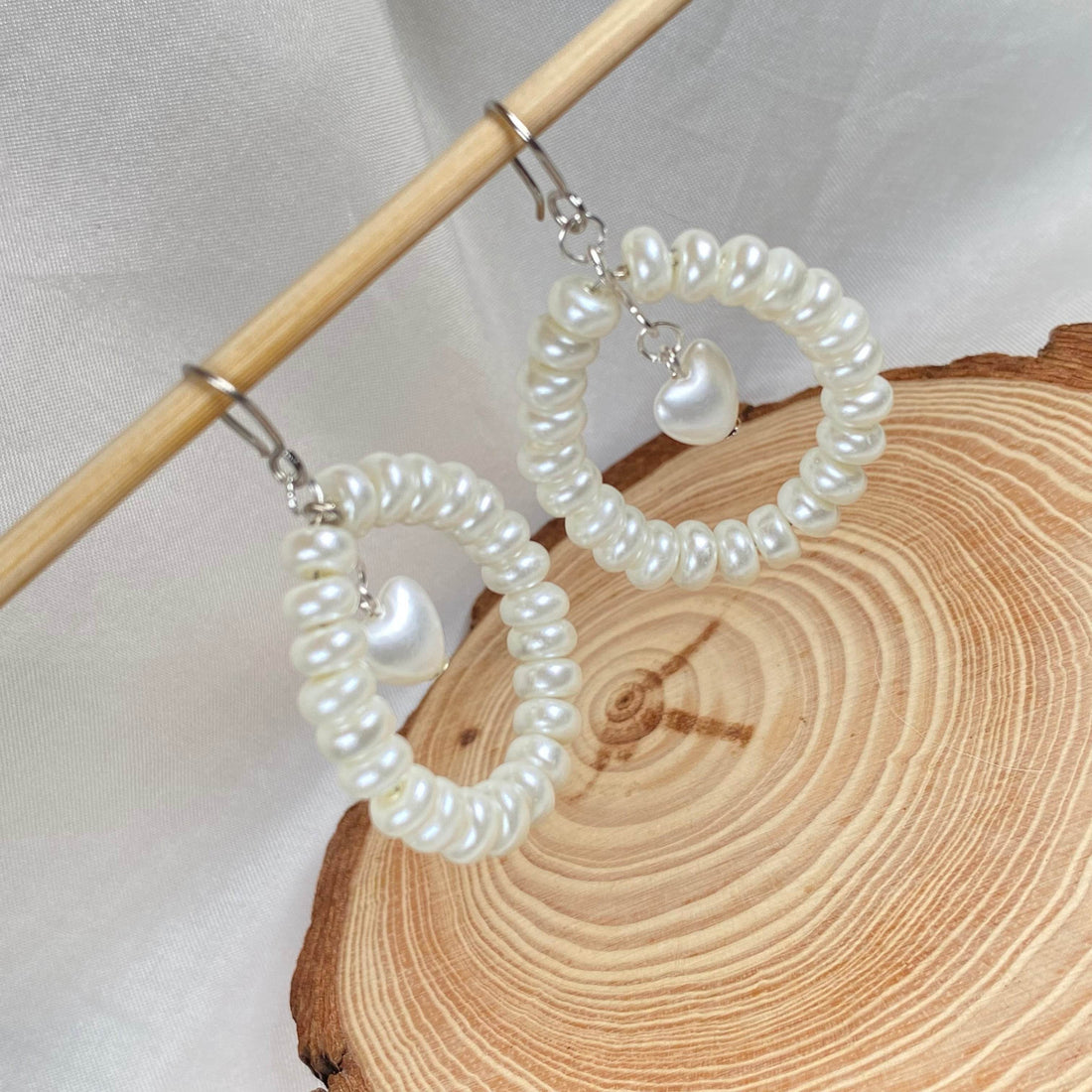 Aesthetic Pearl Earring handmade - Fatatun