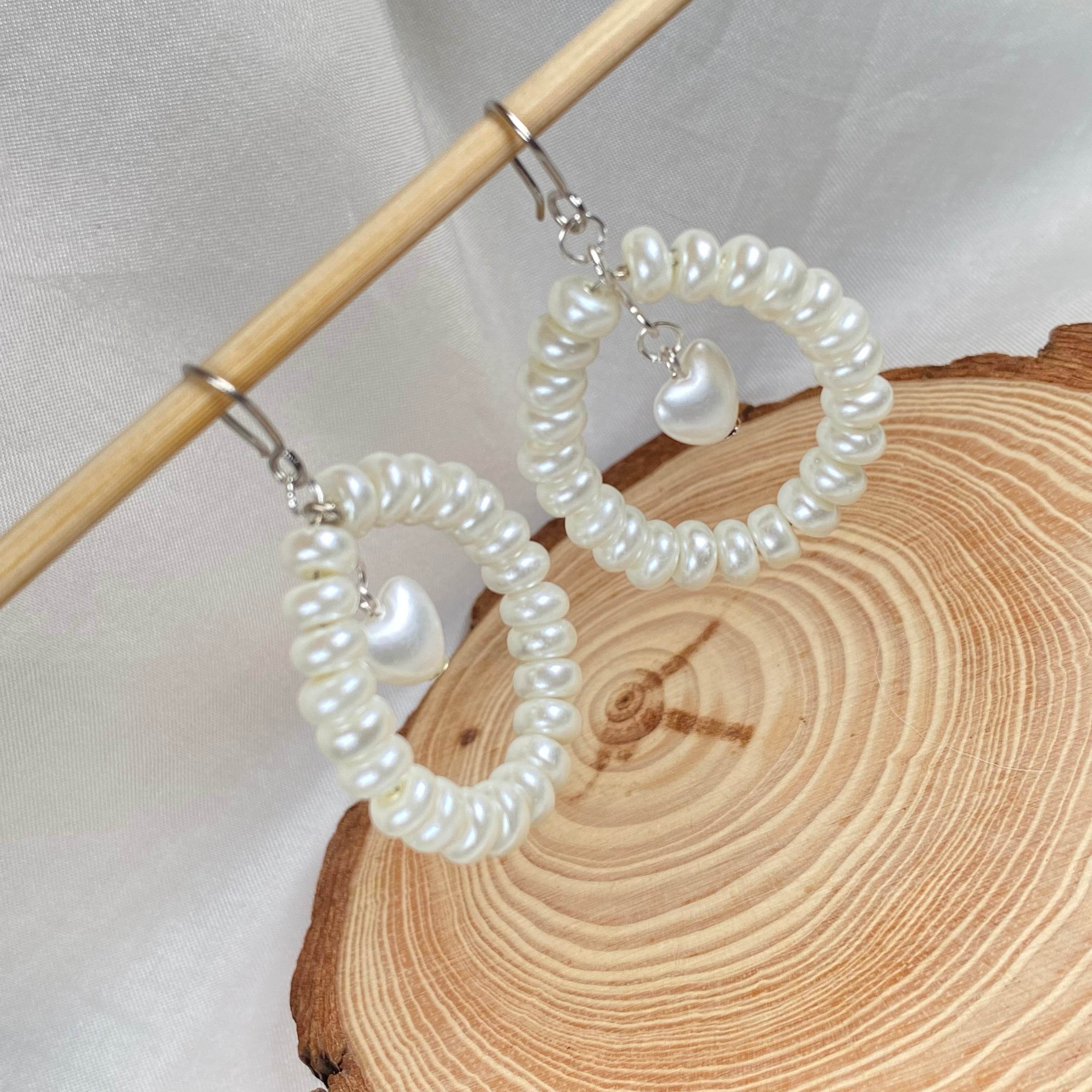 Aesthetic Pearl Earring handmade - Fatatun