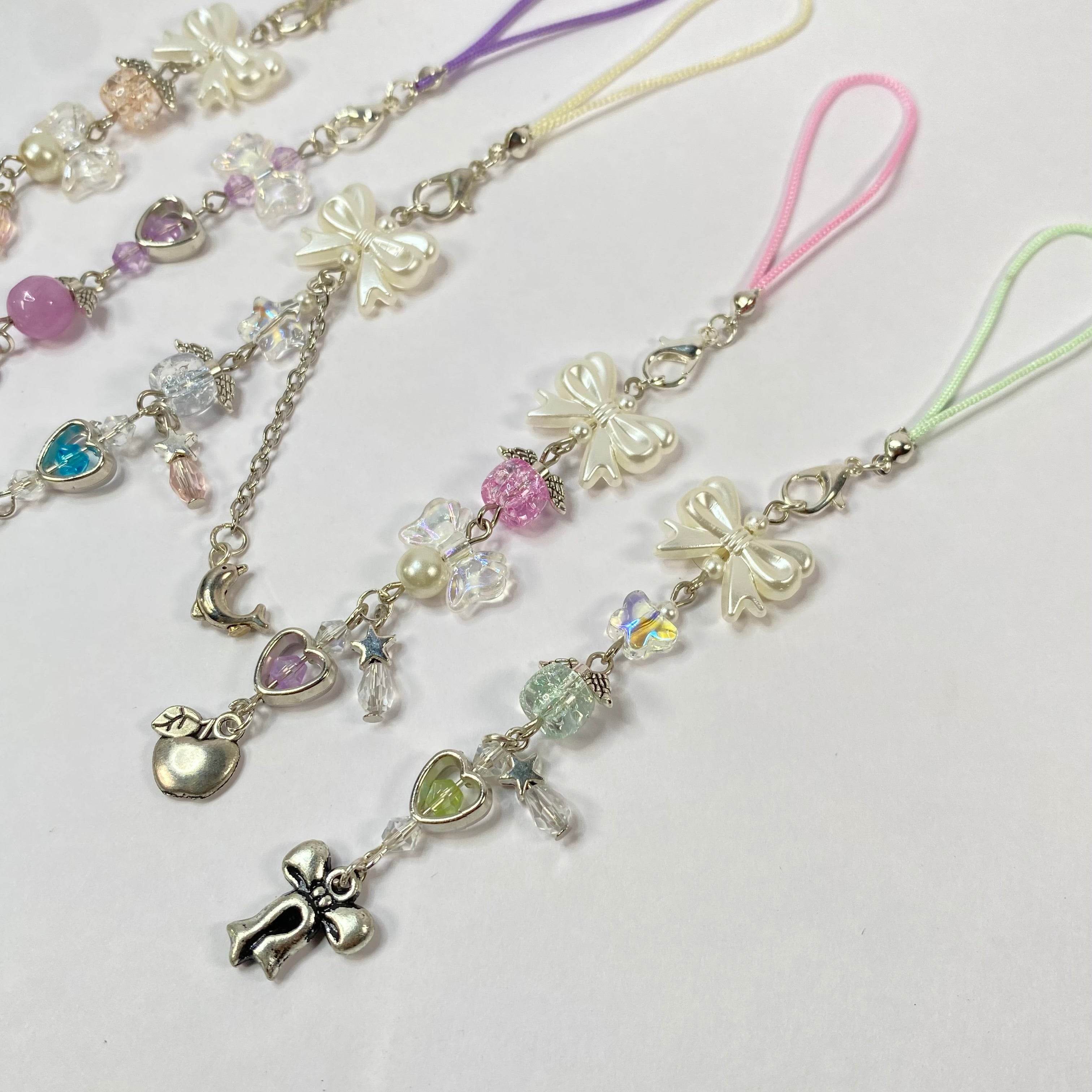 Aesthetic and elegant phone charms - Fatatun