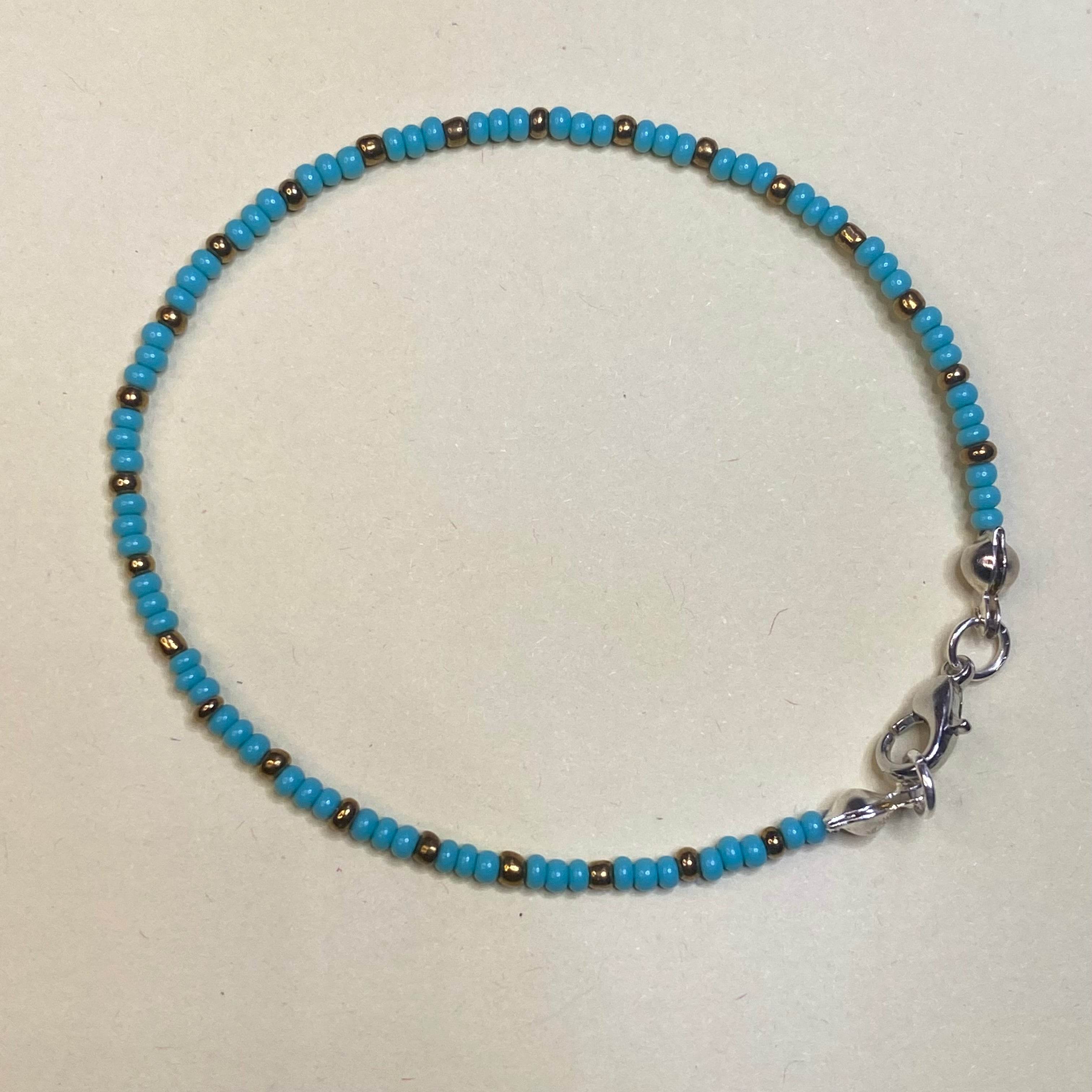 Minimal Seed Beads bracelet | Note its single line - Fatatun