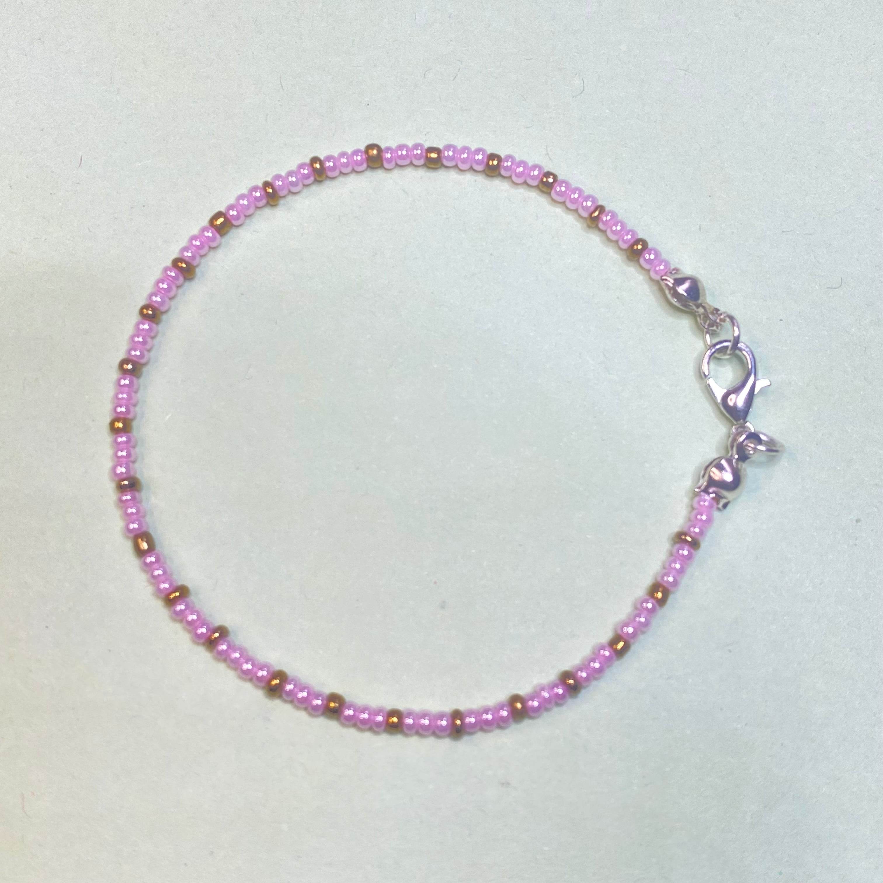 Minimal Seed Beads bracelet | Note its single line - Fatatun