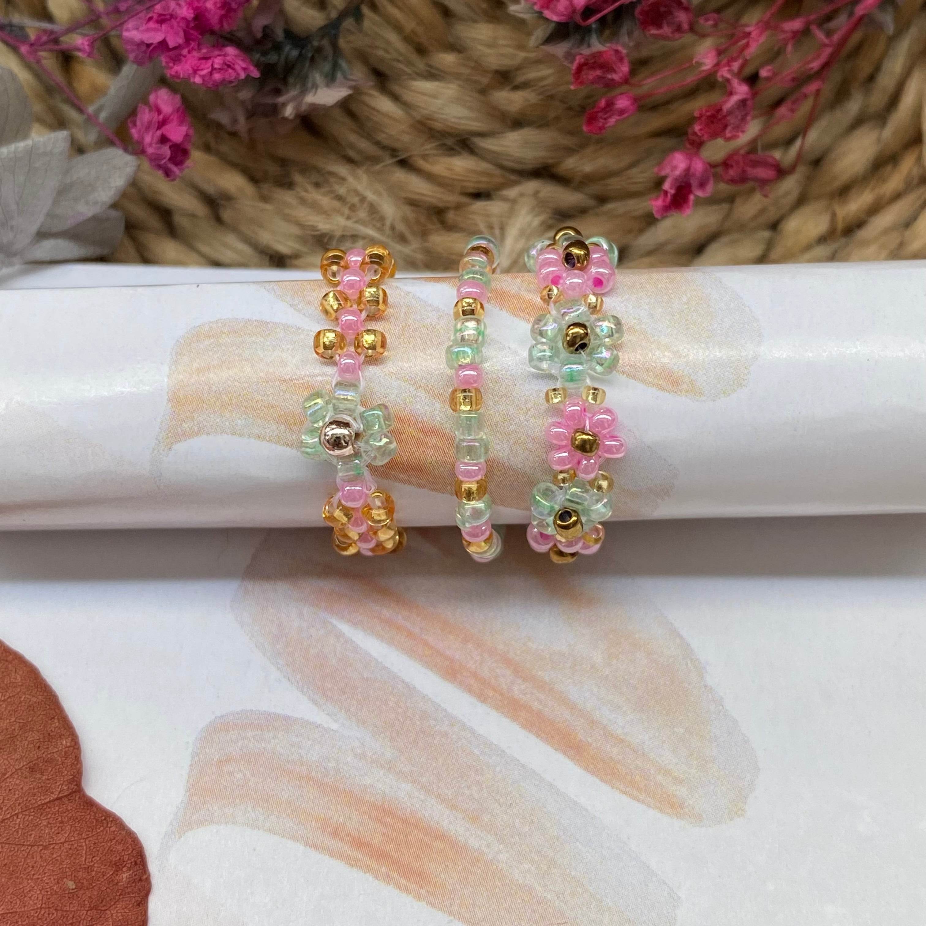 Green and pink daisy rings set of 3 - Fatatun