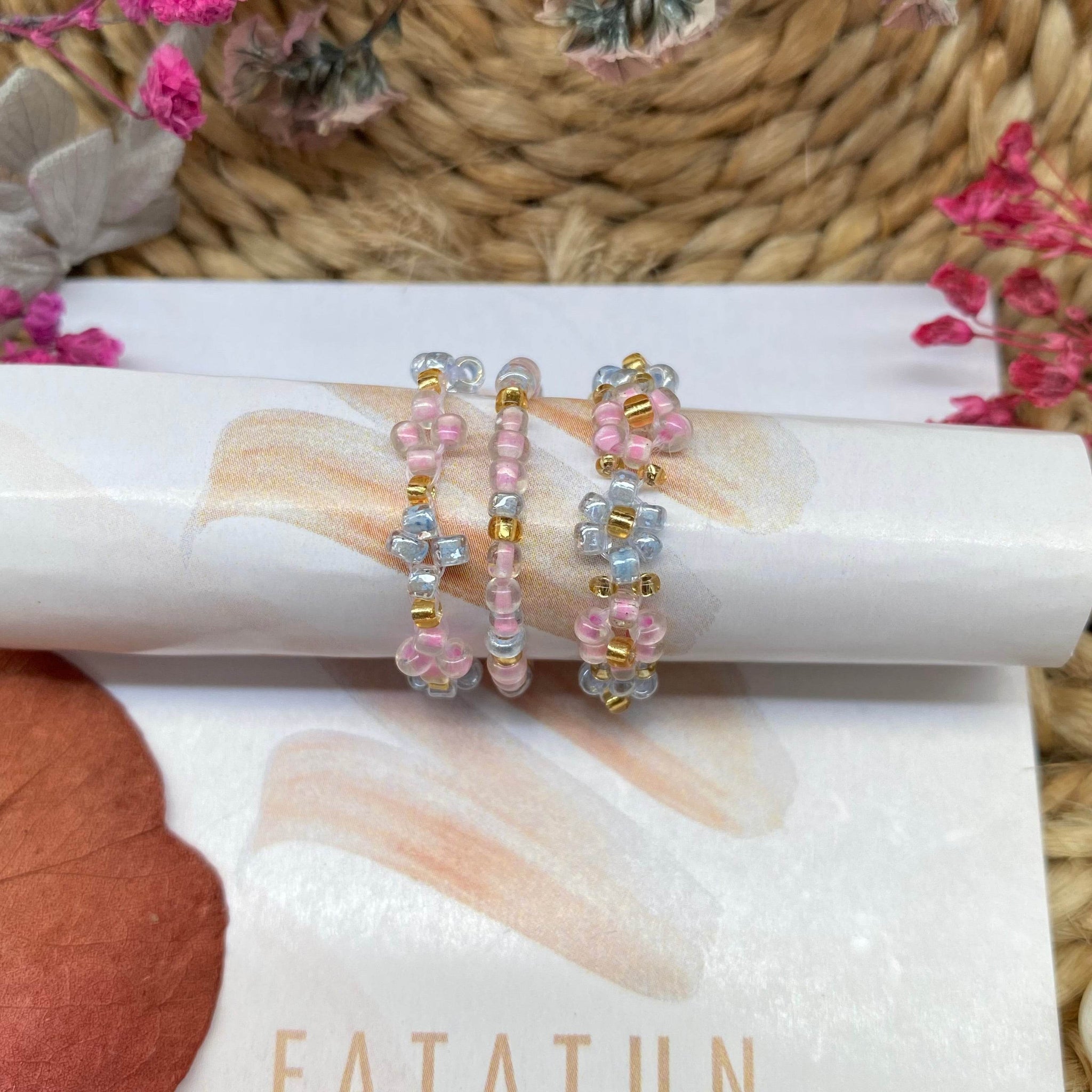 Baby pink and blue daisy rings set of 3 - Fatatun