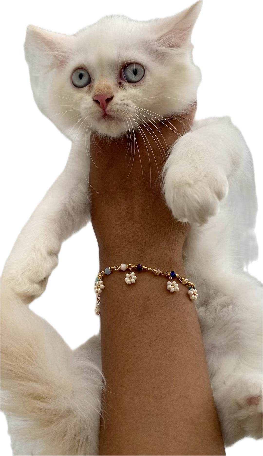 Handmade Daisy chain bracelet, brass wire handmade - Fatatun