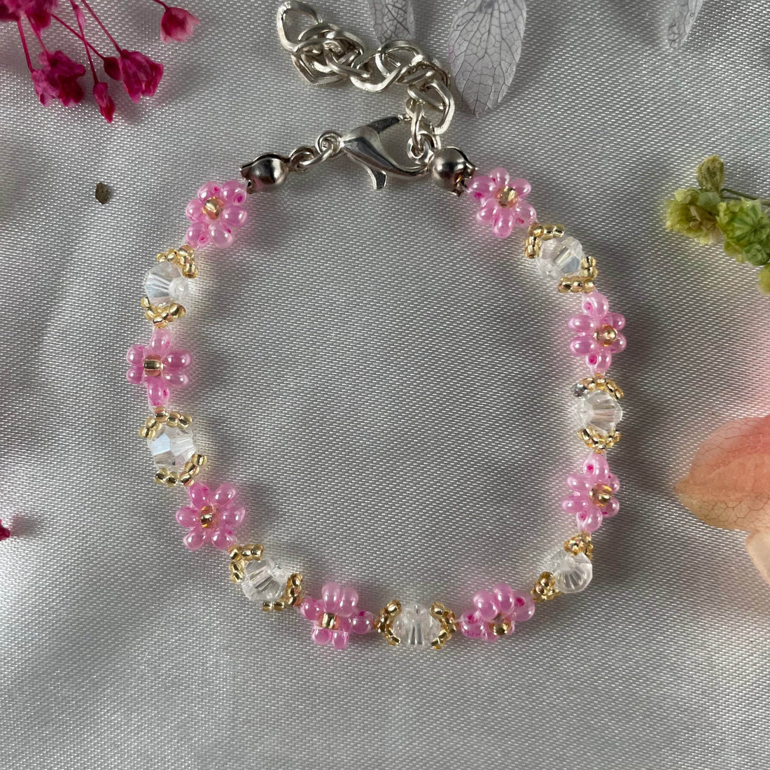 Daisy Flowers bracelet Bicon Crystal | Transparent crystal, pink seed beads - Fatatun