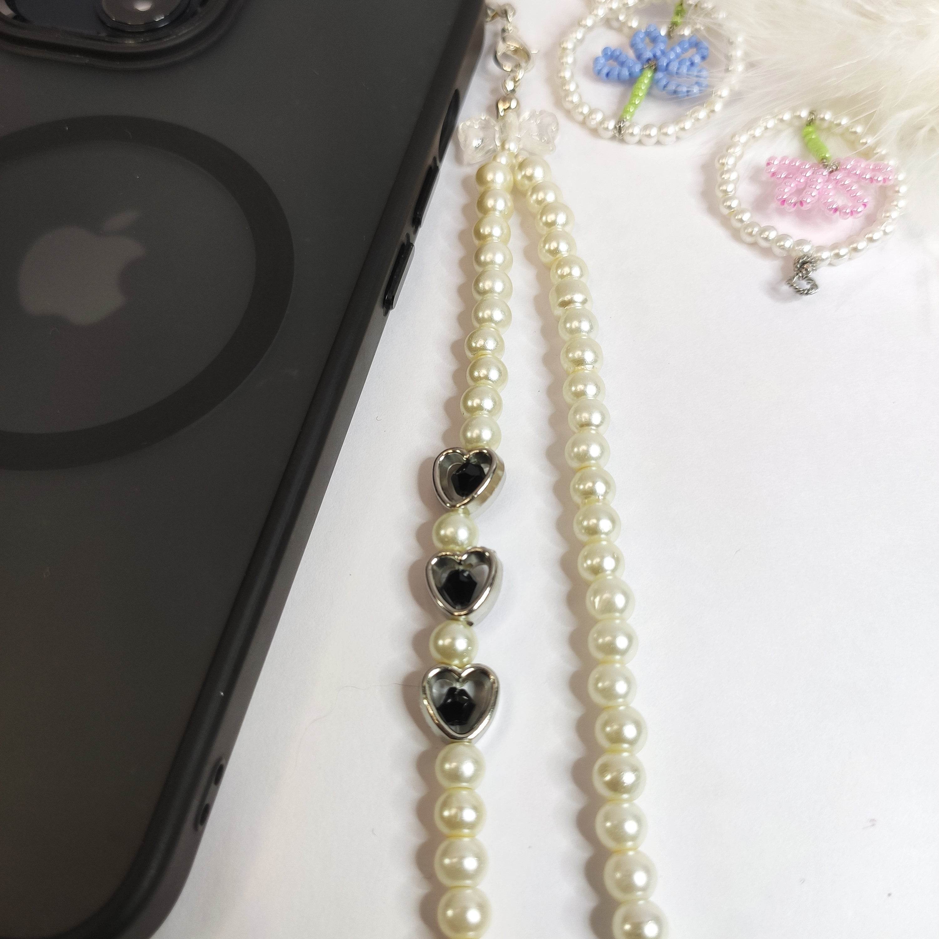 Phone charms minimalist and elegant - Fatatun