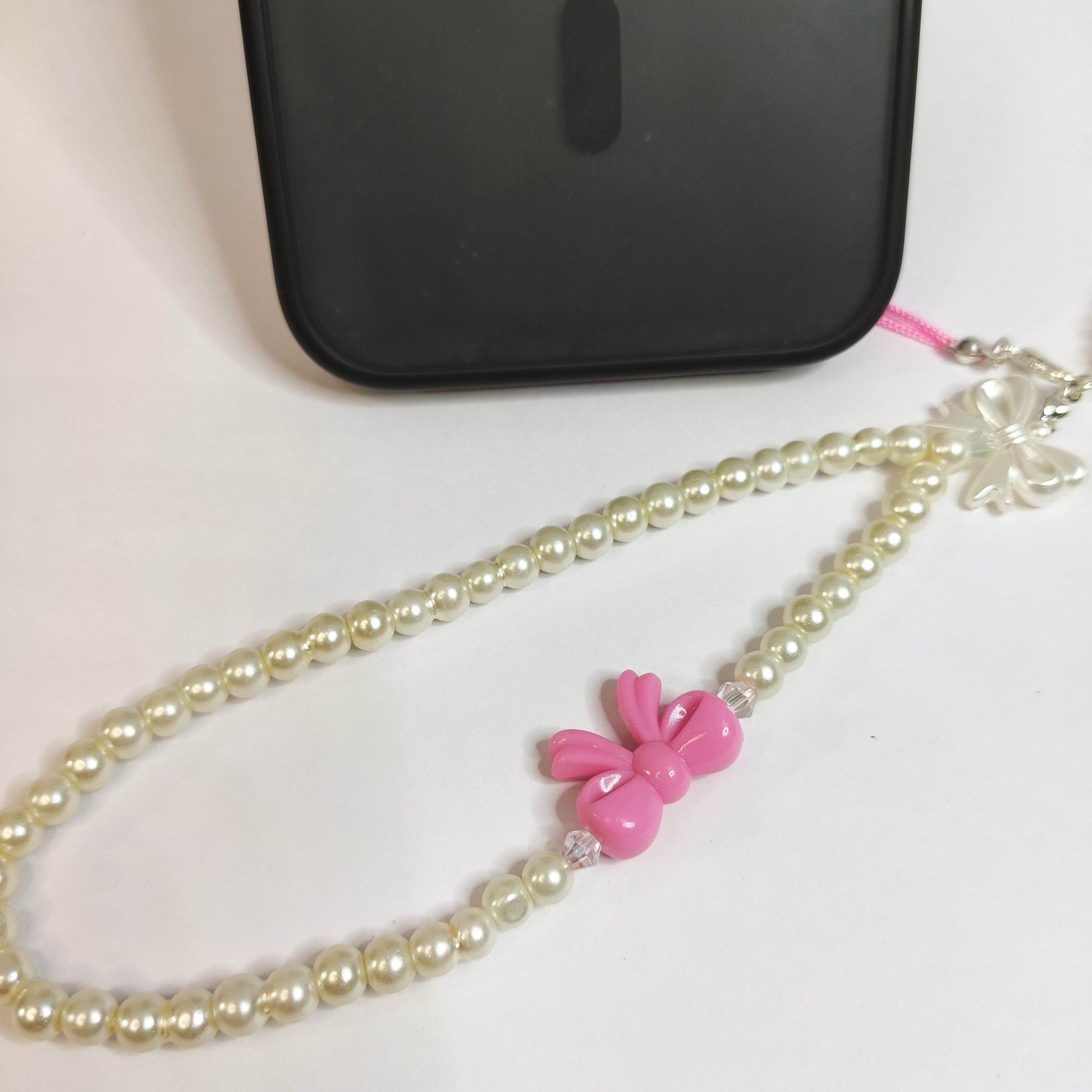 Phone Charms Pearl and Bow, Available in multi-color - Fatatun