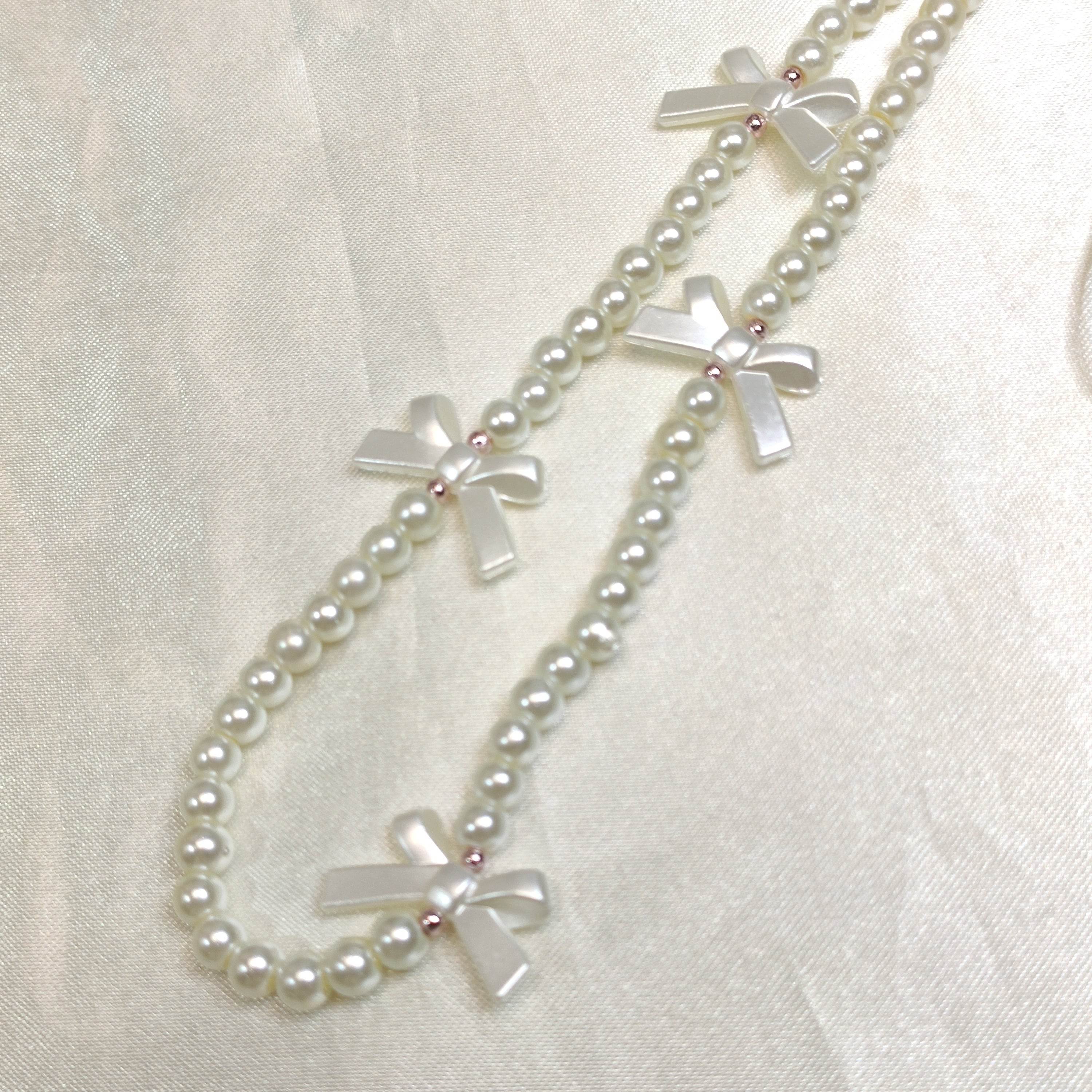 Phone charms Asthetic White pearl Series, Made with Quality Glass pearl - Fatatun