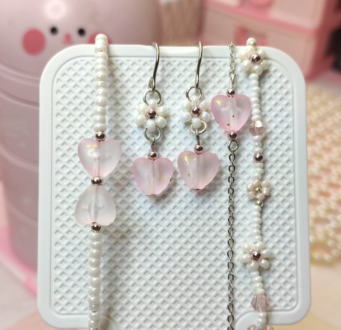 Blossom Essence: Simple, Chic, and Beautifully Beaded set of 4 - Fatatun