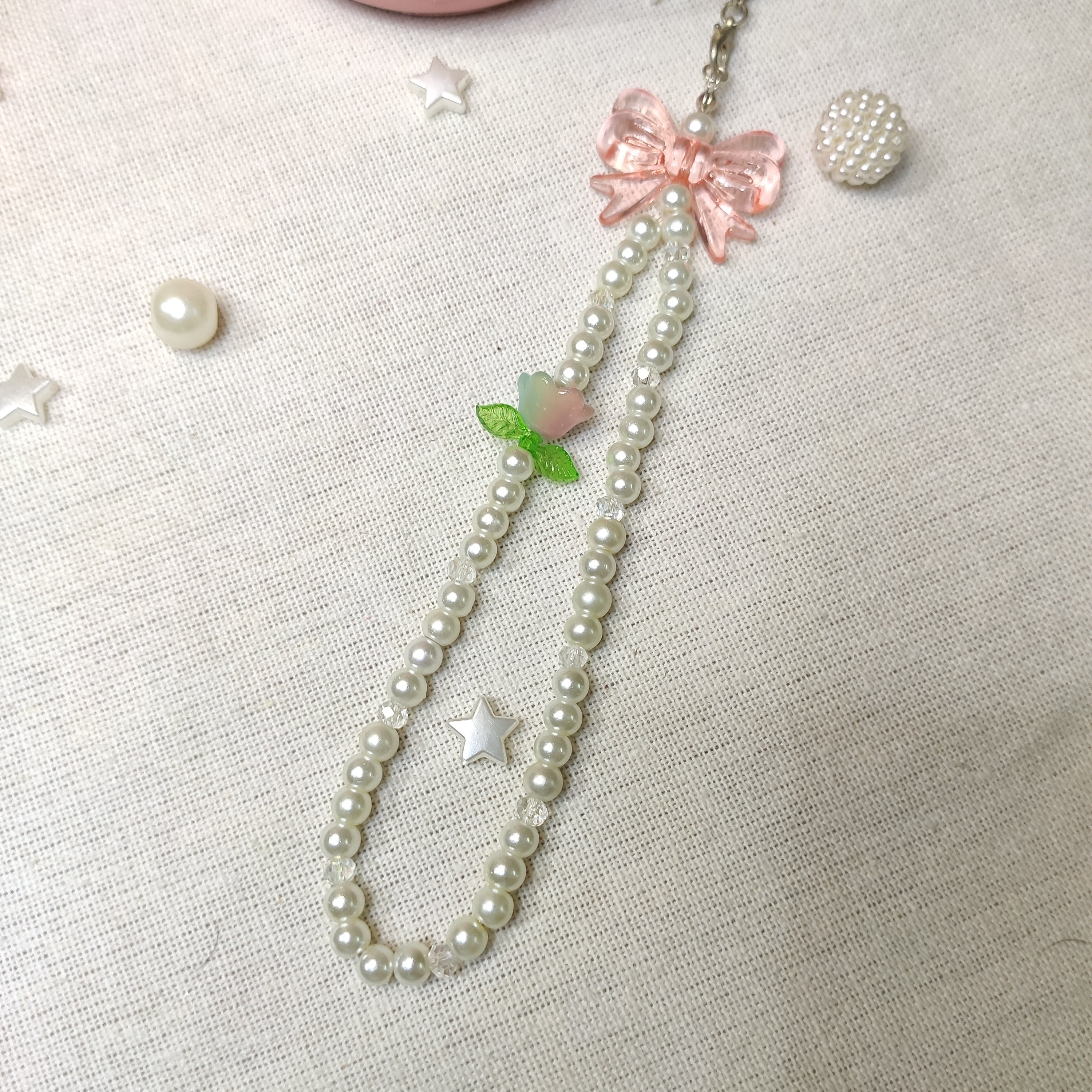 Aesthetic pearls & flower Phone Charms