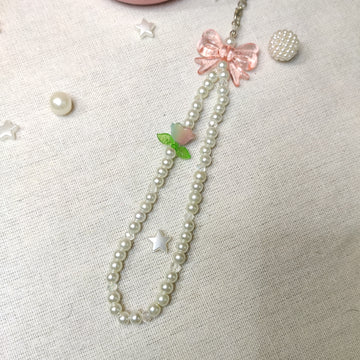 Aesthetic pearls & flower Phone Charms