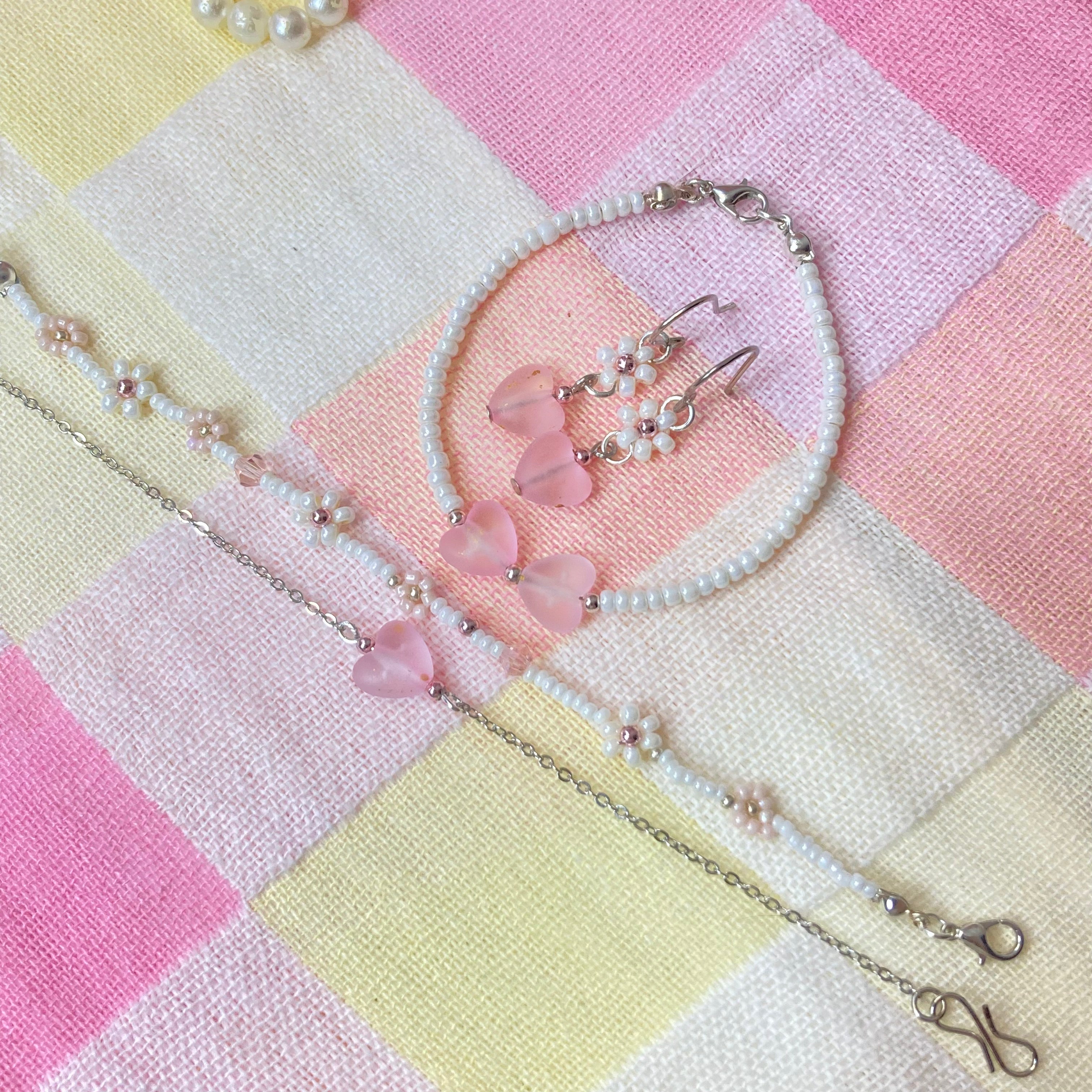 Blossom Essence: Simple, Chic, and Beautifully Beaded set of 4 - Fatatun