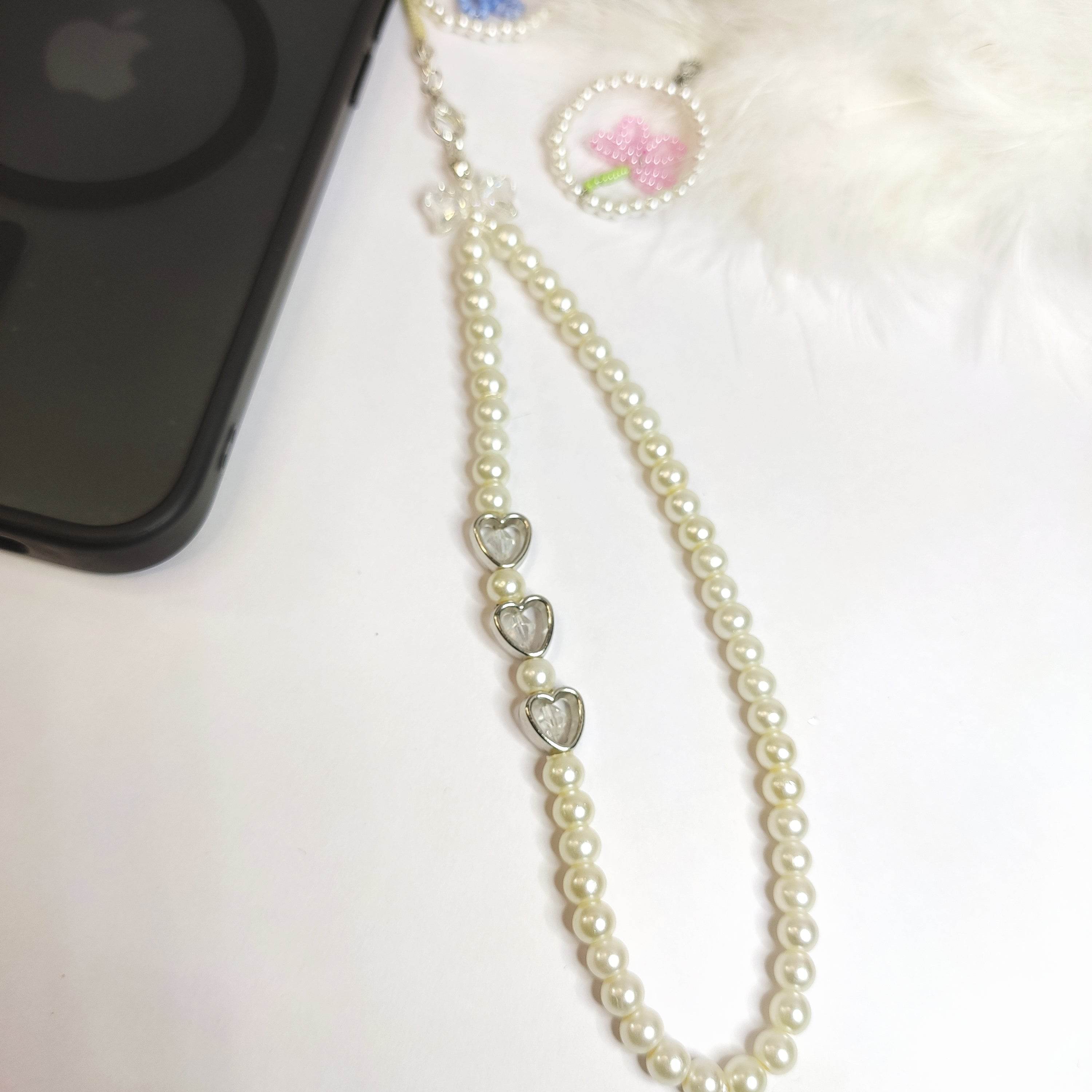Phone charms minimalist and elegant - Fatatun