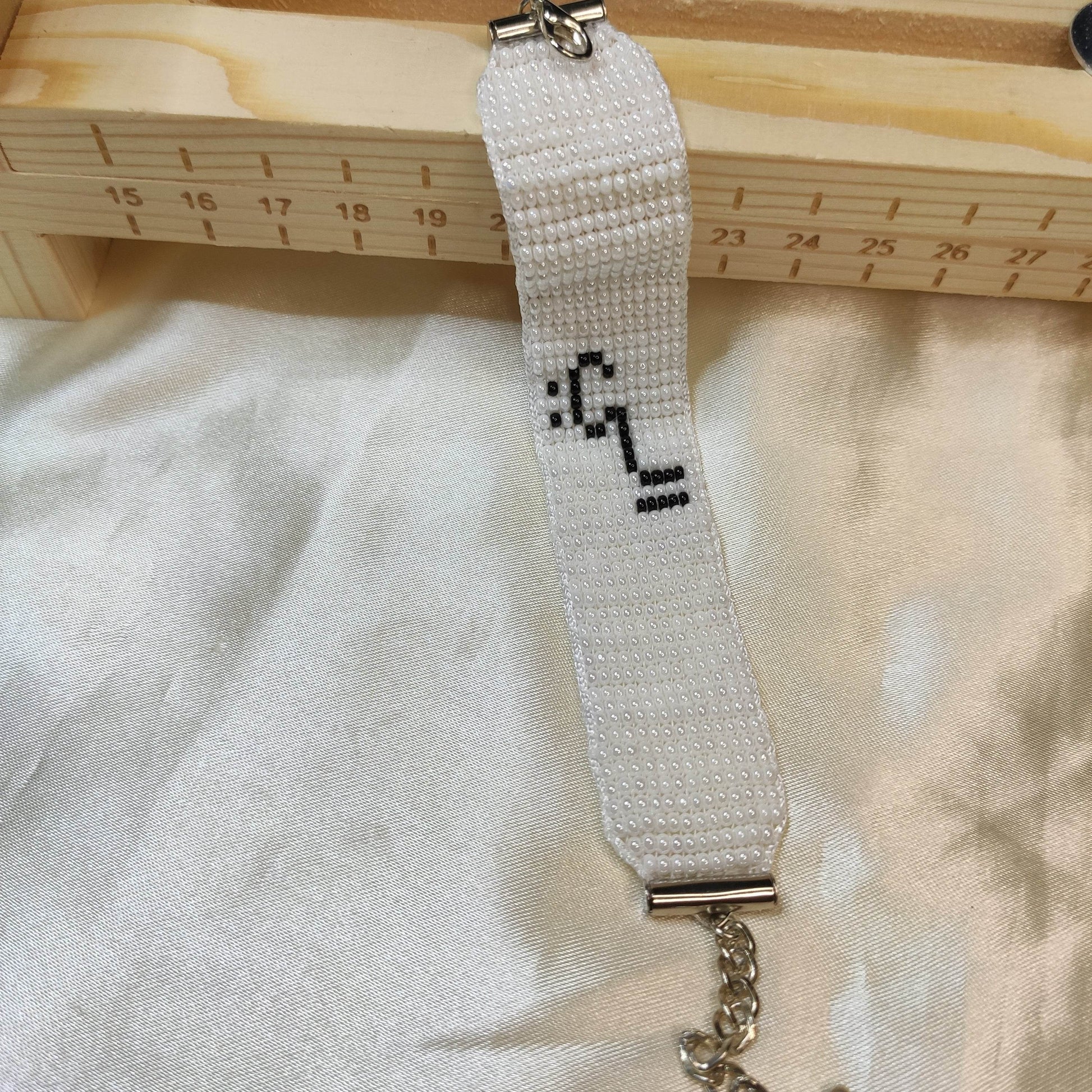 Beads Loom bracelet Name ALI white colour - Fatatun