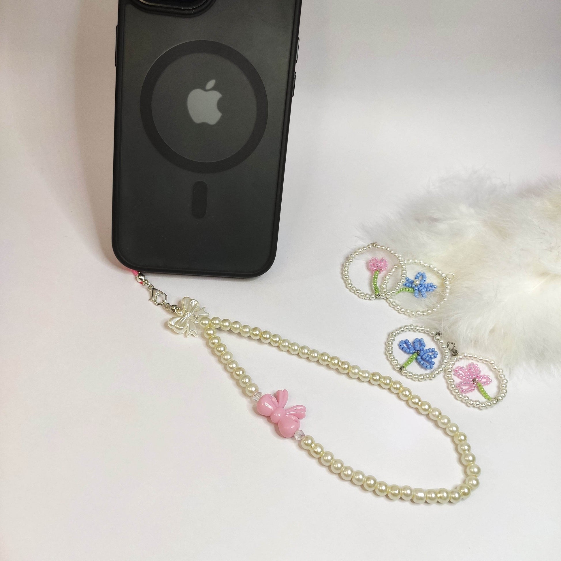 Phone Charms Pearl and Bow, Available in multi-color - Fatatun