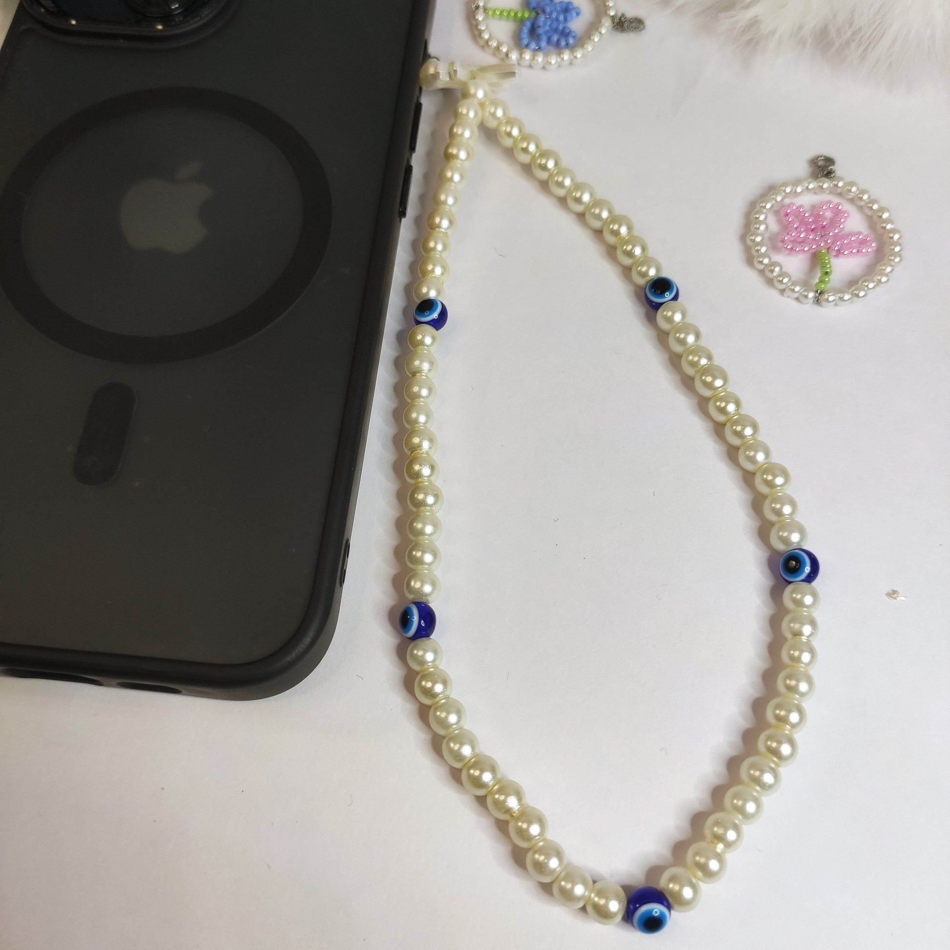 Phone accessories| pearl with Evil eye beads - Fatatun