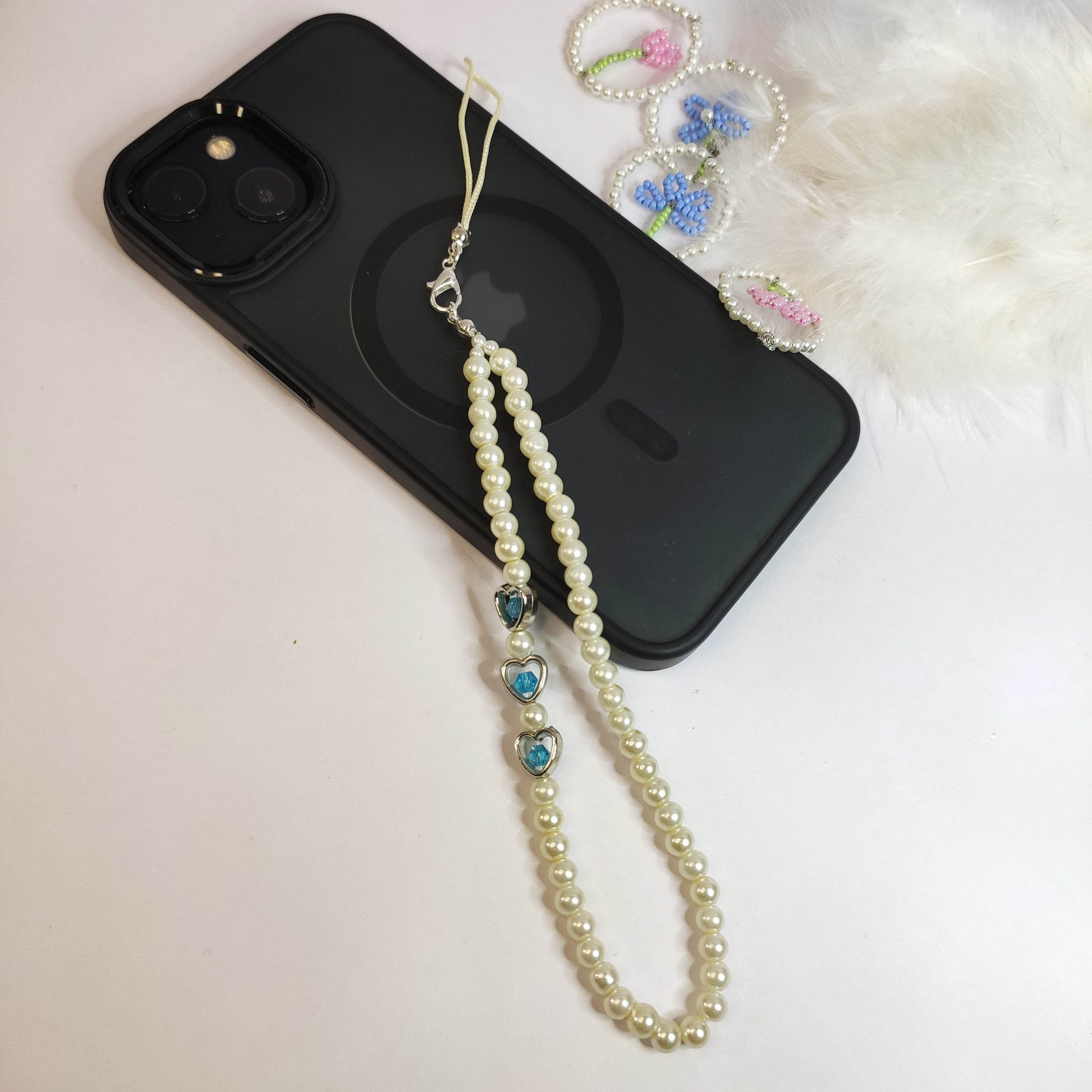 Phone charms minimalist and elegant - Fatatun