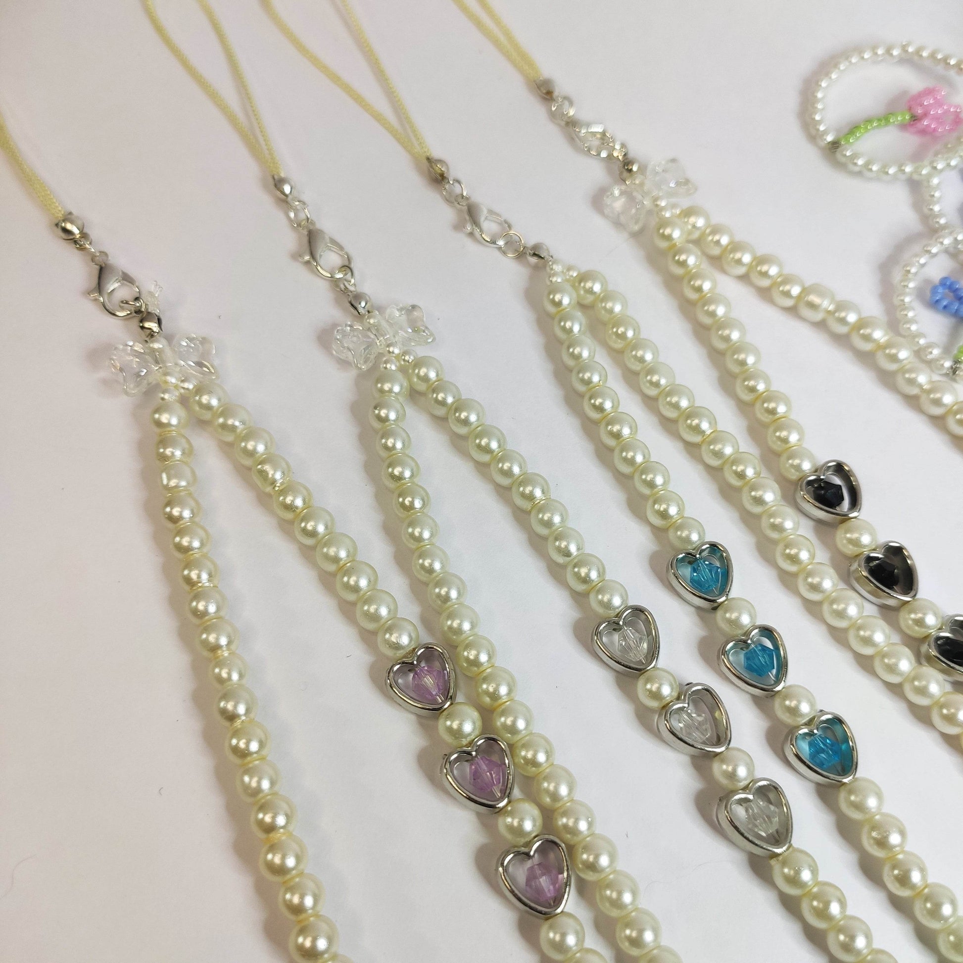 Phone charms minimalist and elegant - Fatatun