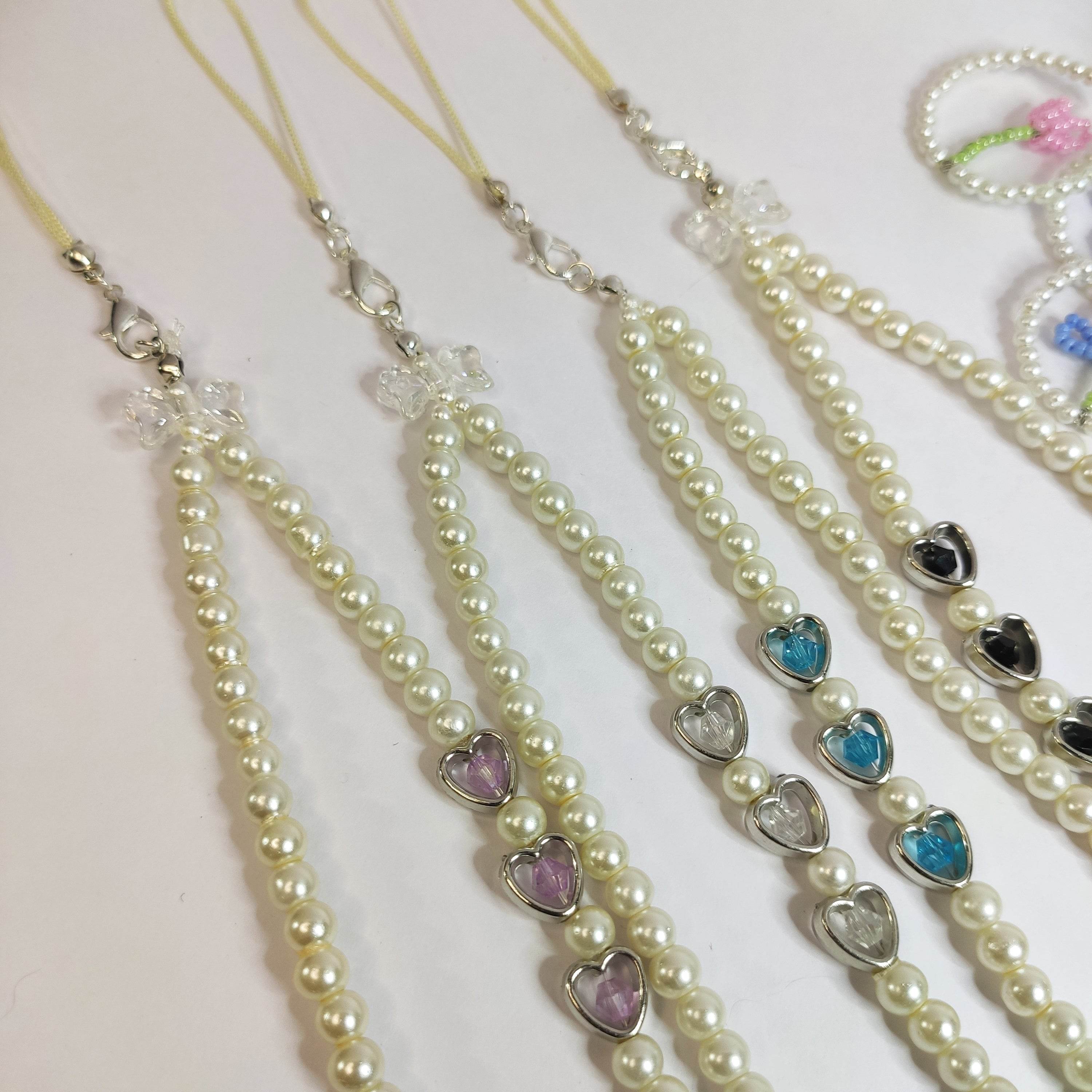 Phone charms minimalist and elegant - Fatatun