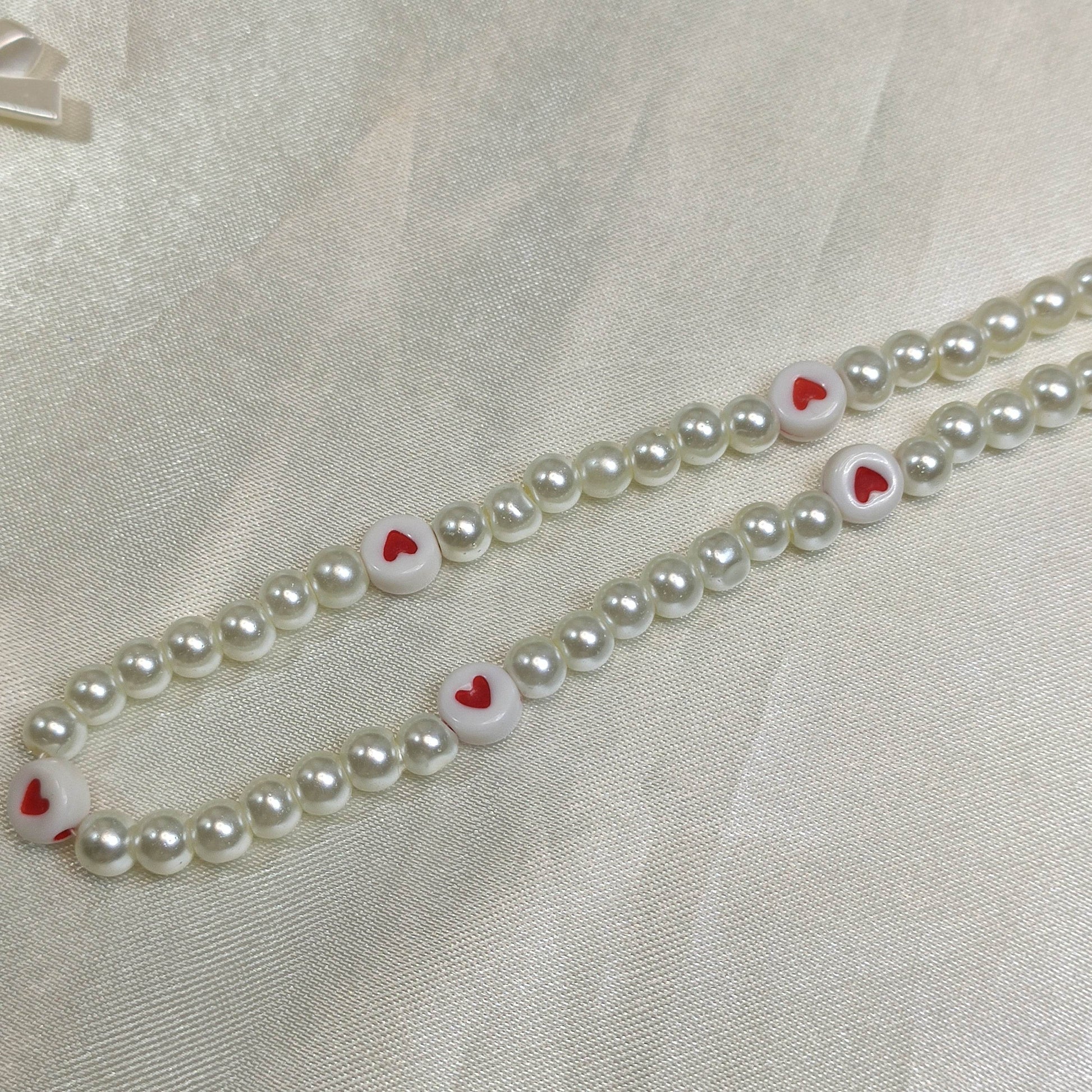 Phone charms Asthetic White pearl Series, Made with Quality Glass pearl - Fatatun