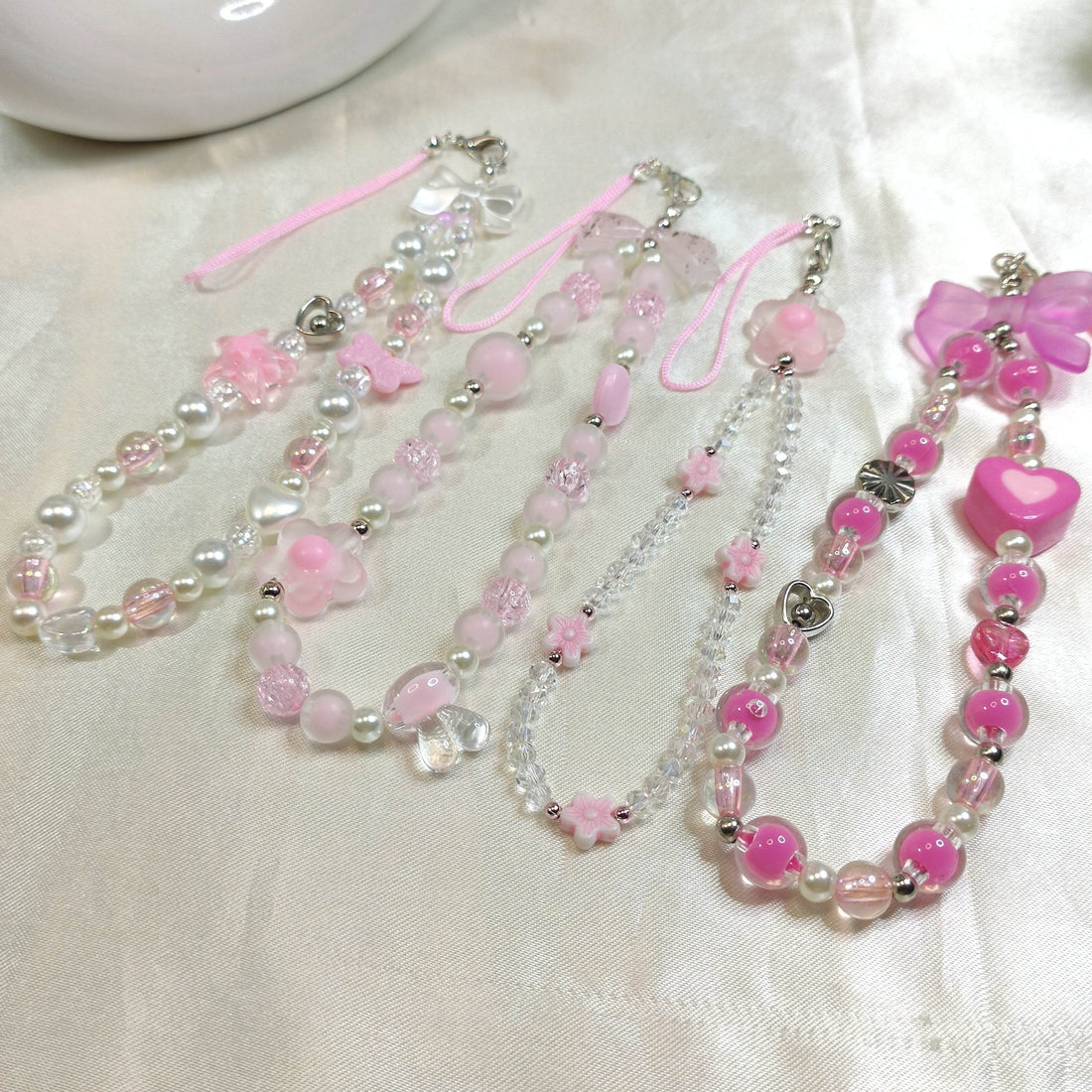 Phone charms Asthetic Pink Series, Hook it to phone,bag or anything - Fatatun