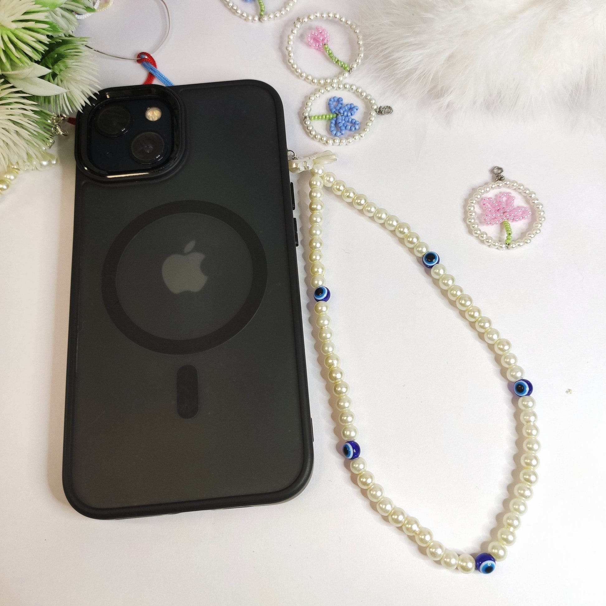 Phone accessories| pearl with Evil eye beads - Fatatun